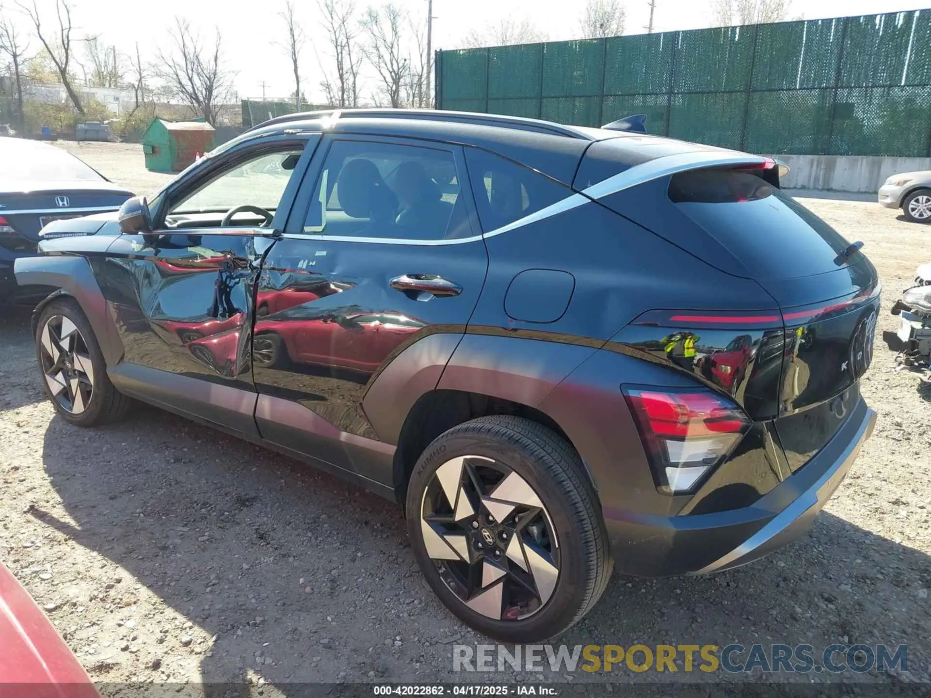 3 fotografías del automóvil dañado KM8HECA3XRU115110 HYUNDAI KONA 2024