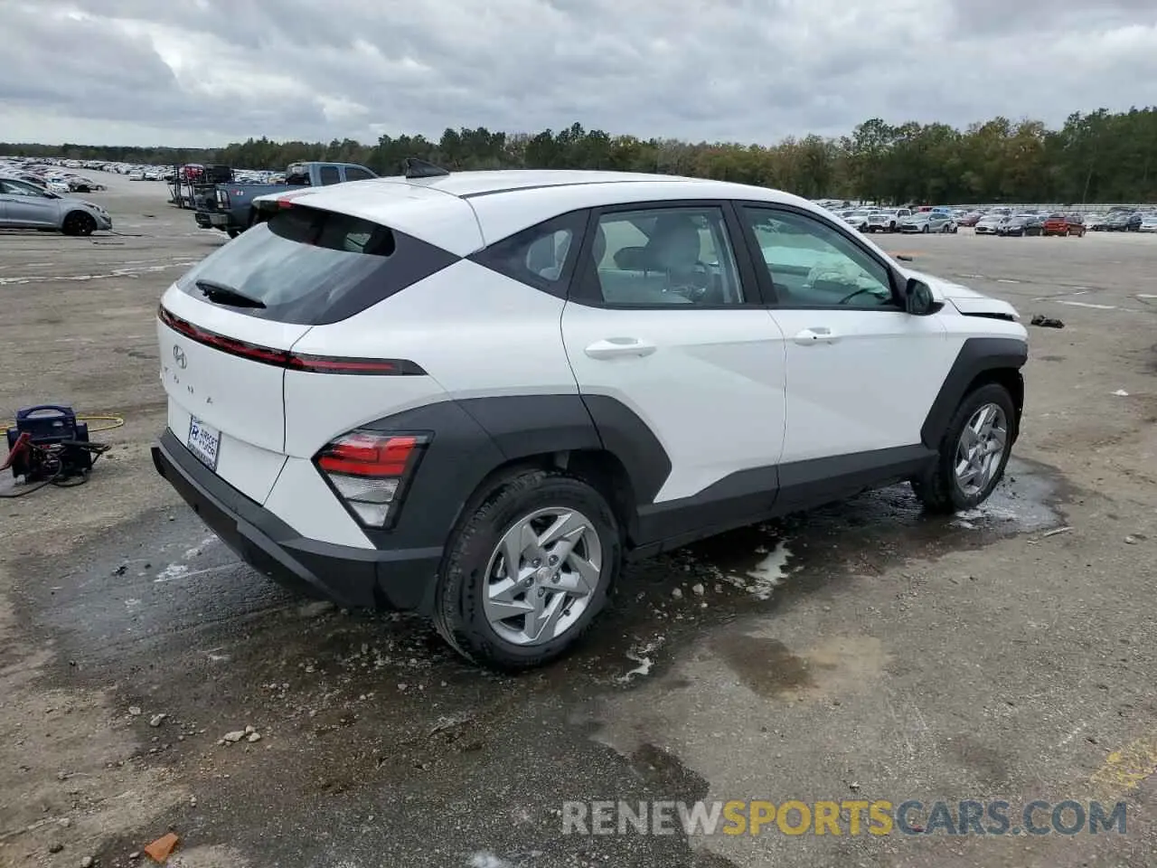 3 fotografías del automóvil dañado KM8HA3AB2SU218840 HYUNDAI KONA 2025