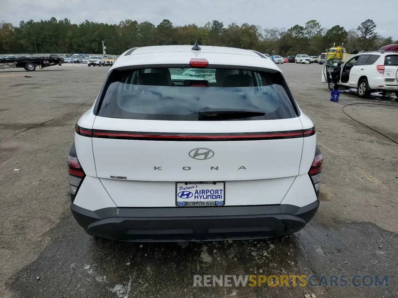 6 fotografías del automóvil dañado KM8HA3AB2SU218840 HYUNDAI KONA 2025