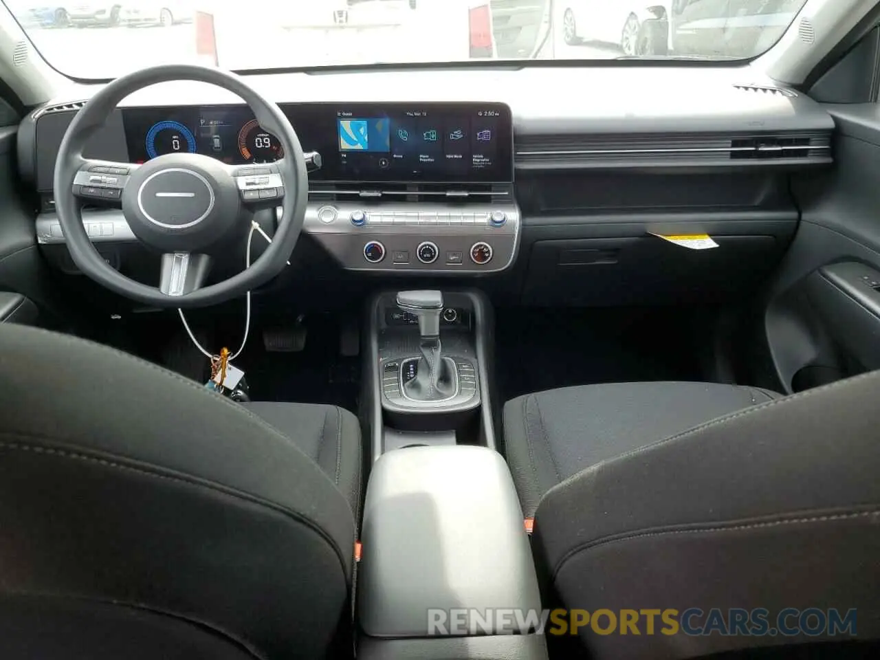 8 fotografías del automóvil dañado KM8HA3AB2SU230986 HYUNDAI KONA 2025
