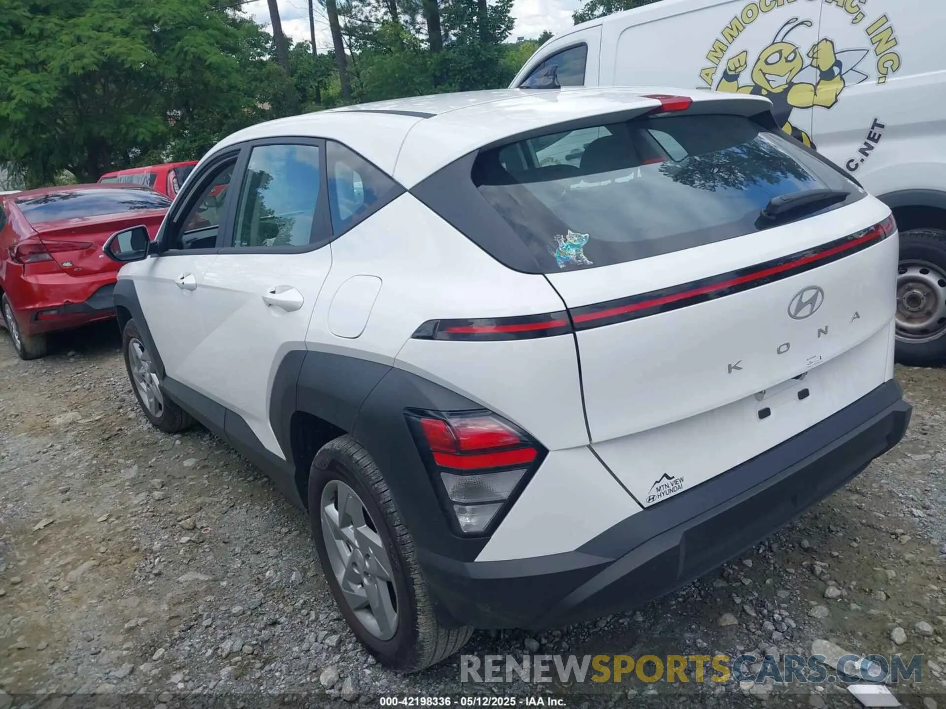 3 fotografías del automóvil dañado KM8HA3AB7SU234497 HYUNDAI KONA 2025