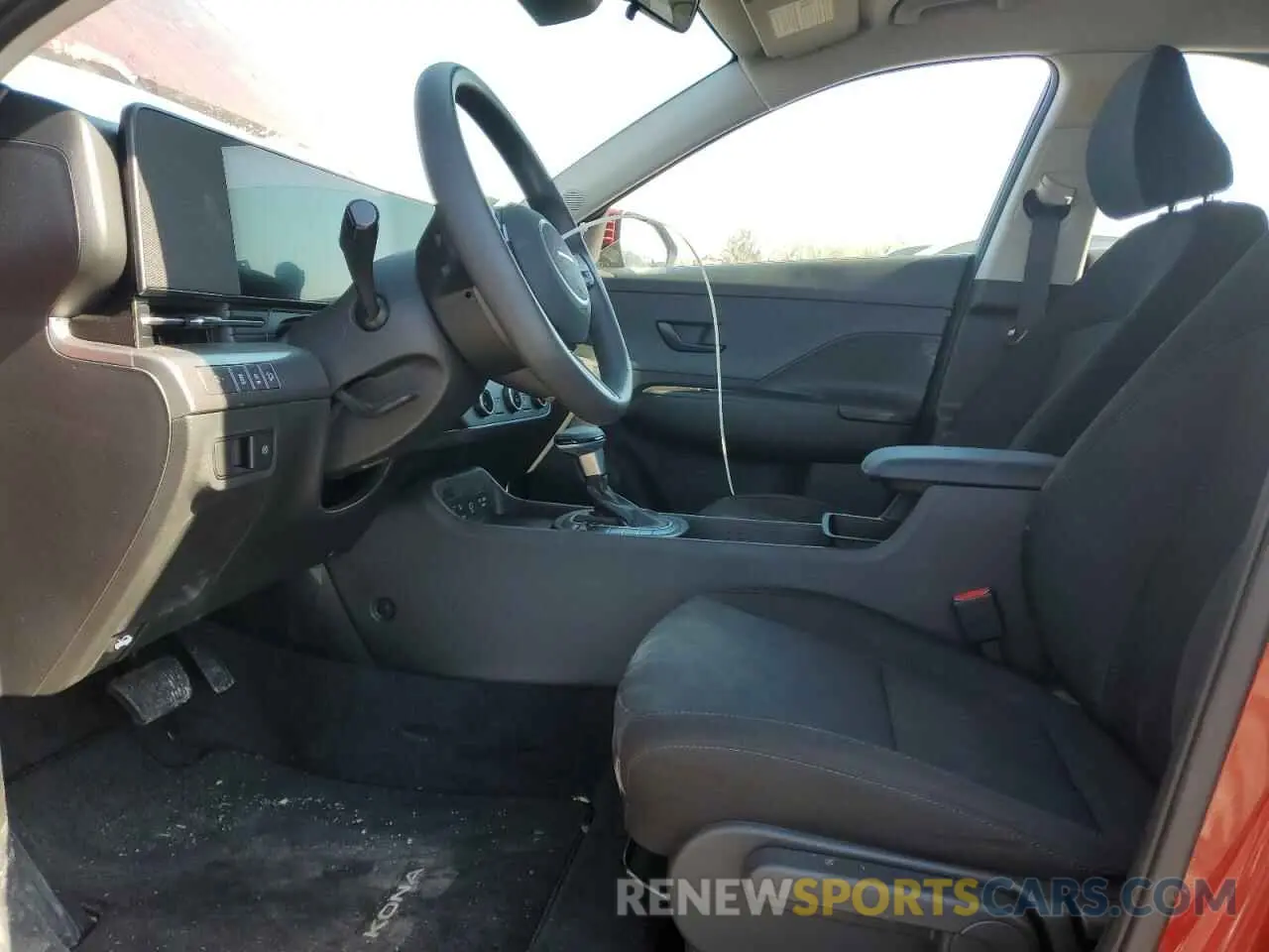 7 fotografías del automóvil dañado KM8HA3AB9SU212453 HYUNDAI KONA 2025