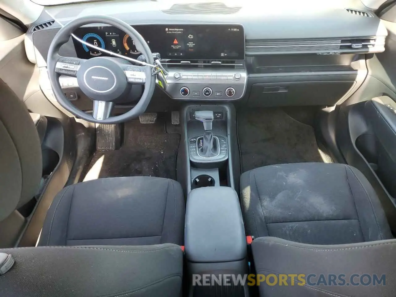 8 fotografías del automóvil dañado KM8HA3AB9SU212453 HYUNDAI KONA 2025