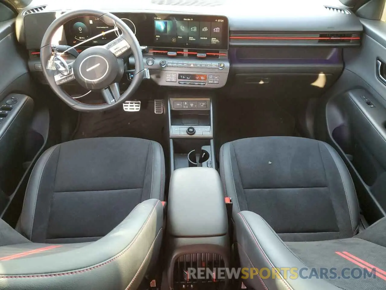 8 fotografías del automóvil dañado KM8HB3A39SU190895 HYUNDAI KONA 2025