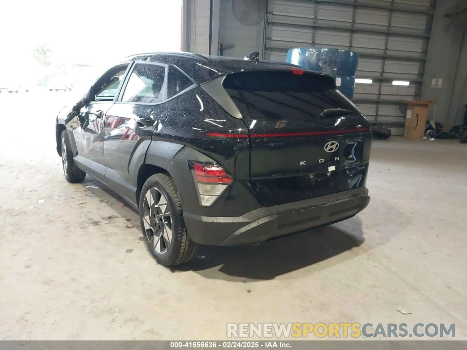 3 fotografías del automóvil dañado KM8HB3AB0SU224360 HYUNDAI KONA 2025
