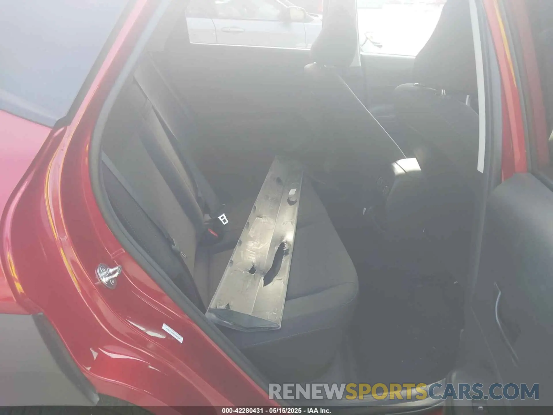 8 fotografías del automóvil dañado KM8HB3AB2SU206720 HYUNDAI KONA 2025