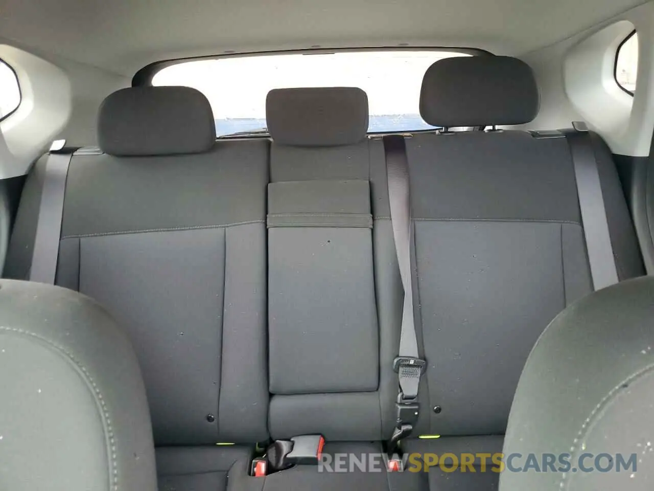 10 fotografías del automóvil dañado KM8HB3AB2SU237613 HYUNDAI KONA 2025