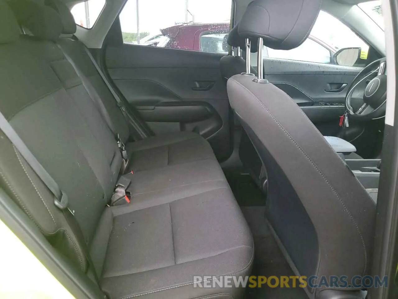 11 fotografías del automóvil dañado KM8HB3AB2SU237613 HYUNDAI KONA 2025