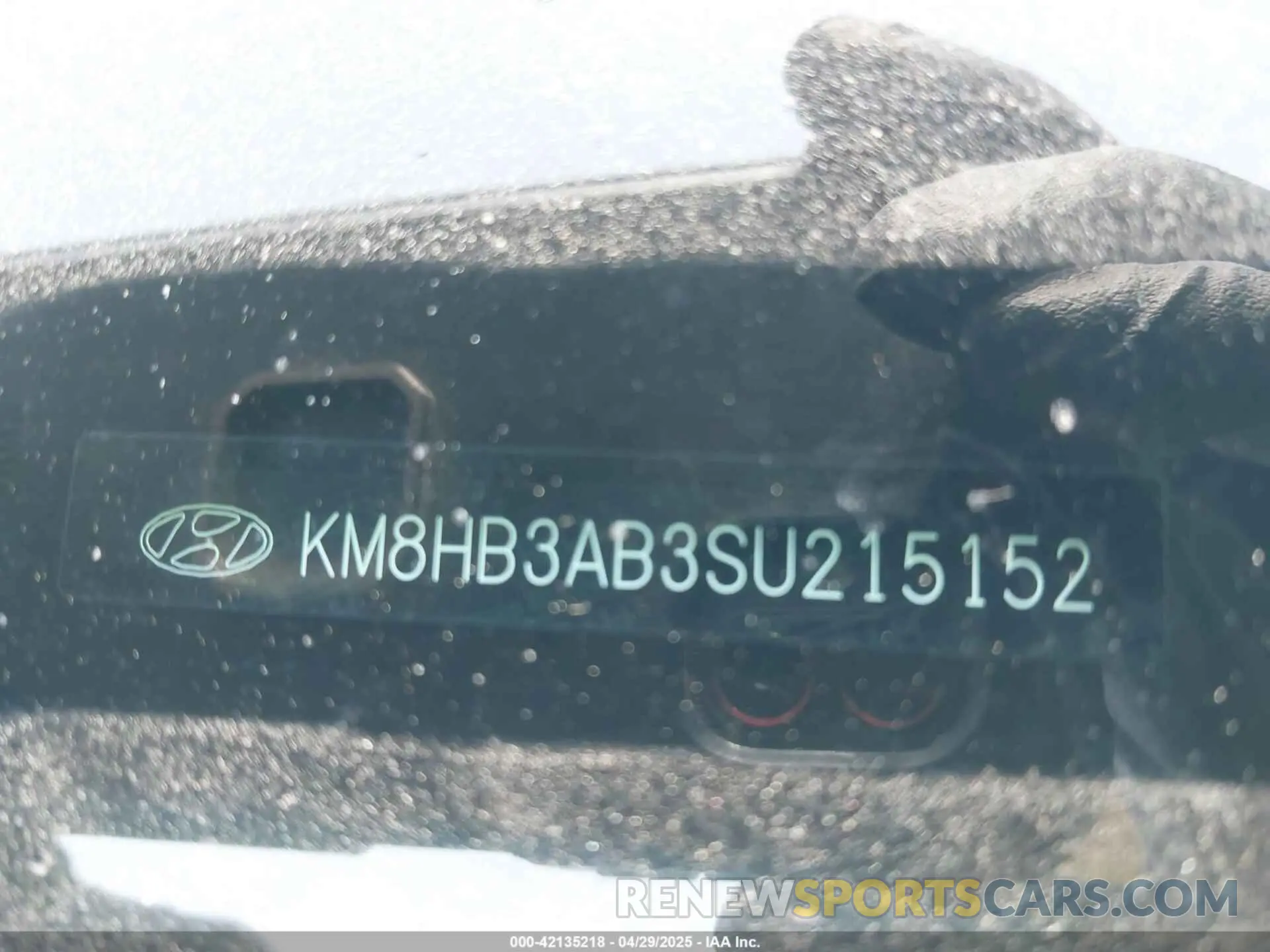 9 fotografías del automóvil dañado KM8HB3AB3SU215152 HYUNDAI KONA 2025