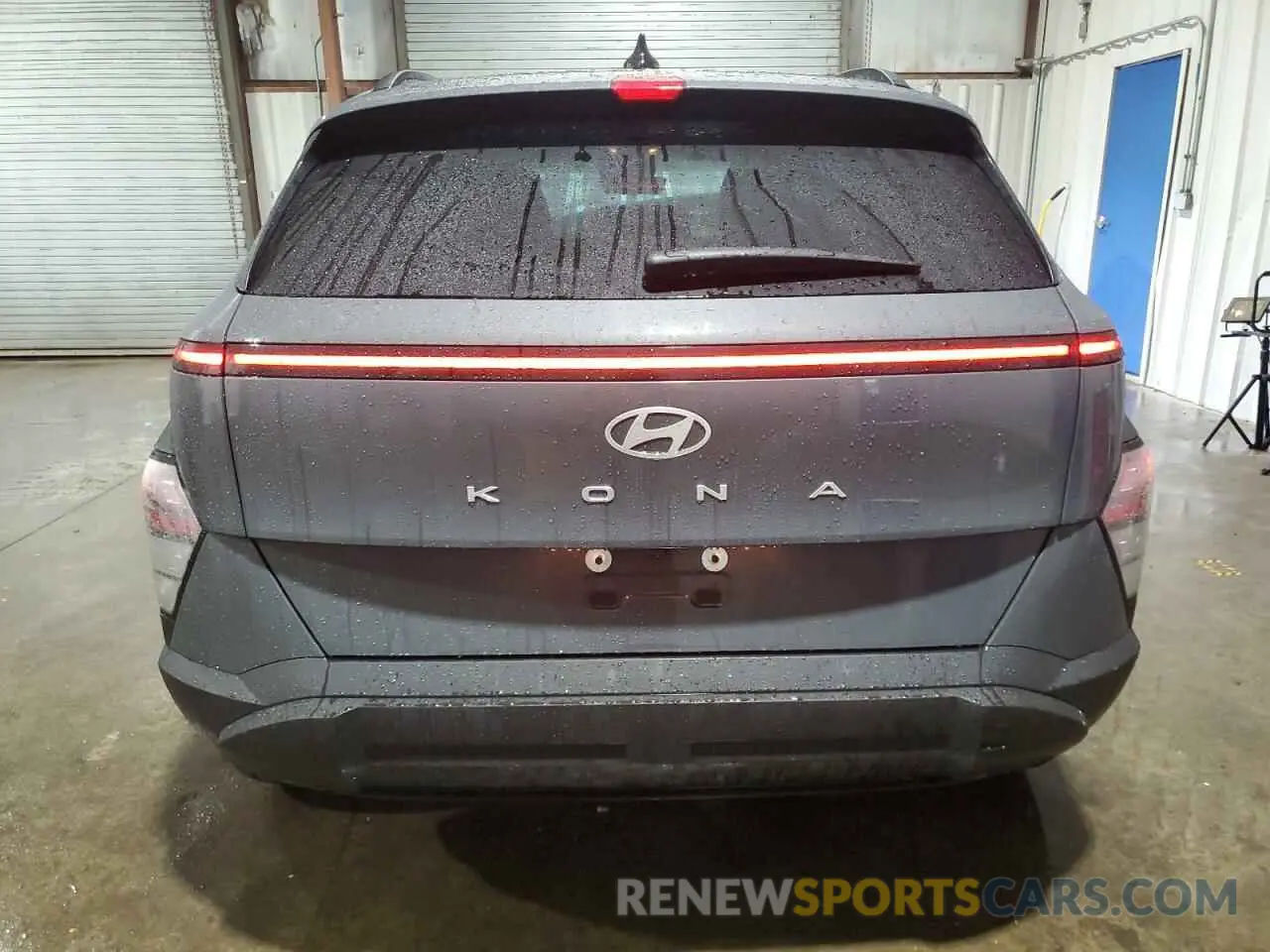 6 fotografías del automóvil dañado KM8HB3AB4SU270967 HYUNDAI KONA 2025