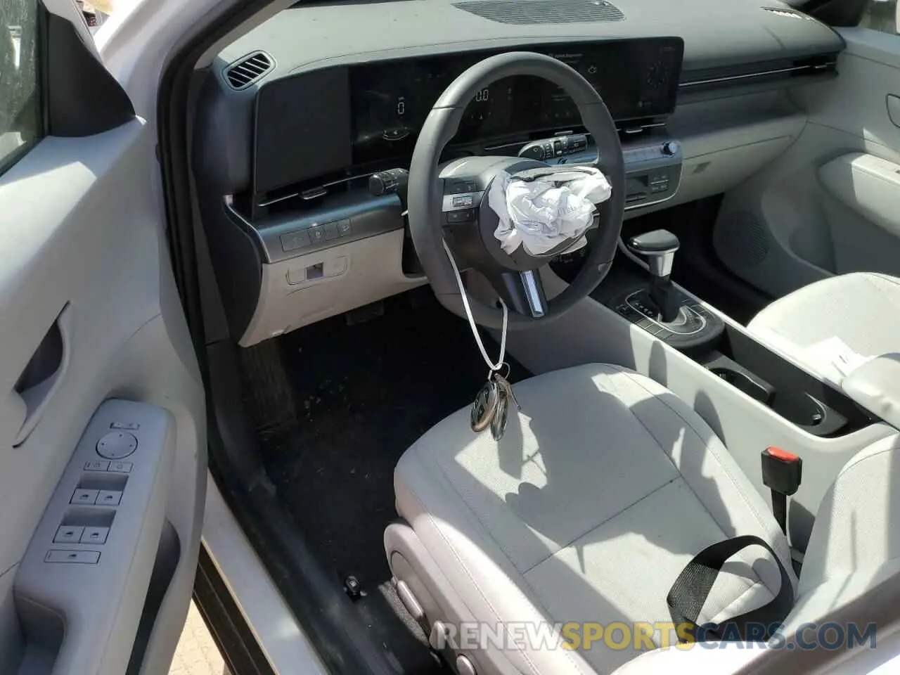 8 fotografías del automóvil dañado KM8HB3AB7SU192250 HYUNDAI KONA 2025