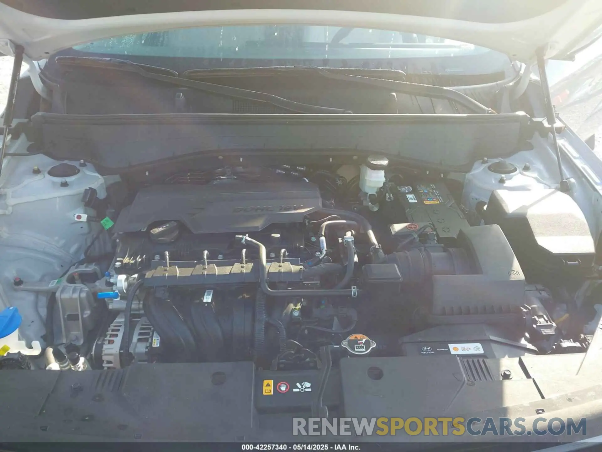 10 fotografías del automóvil dañado KM8HB3AB7SU227210 HYUNDAI KONA 2025