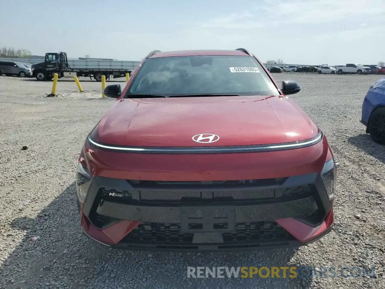 5 fotografías del automóvil dañado KM8HBCA33SU251352 HYUNDAI KONA 2025