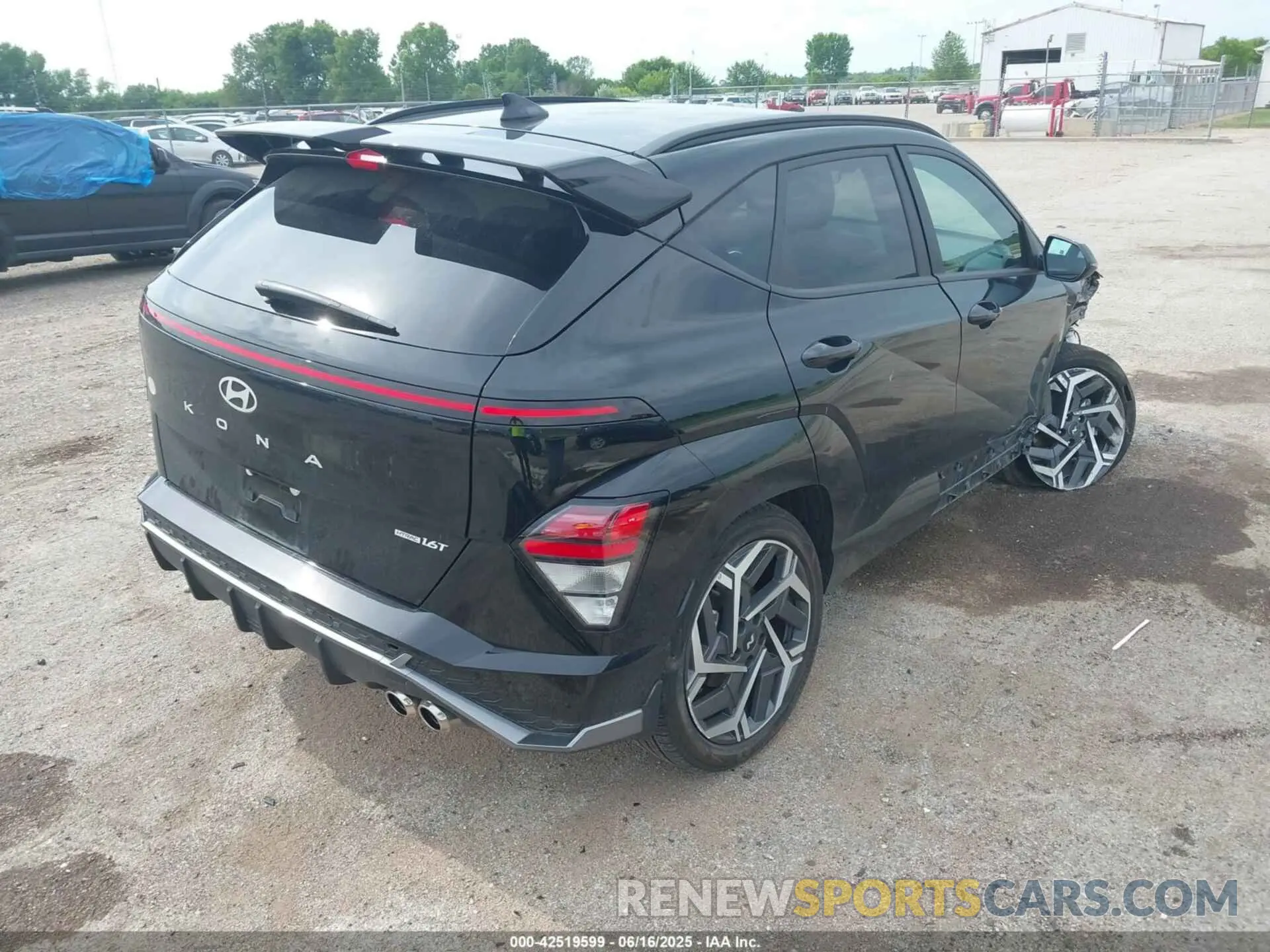 4 fotografías del automóvil dañado KM8HBCA35SU191767 HYUNDAI KONA 2025