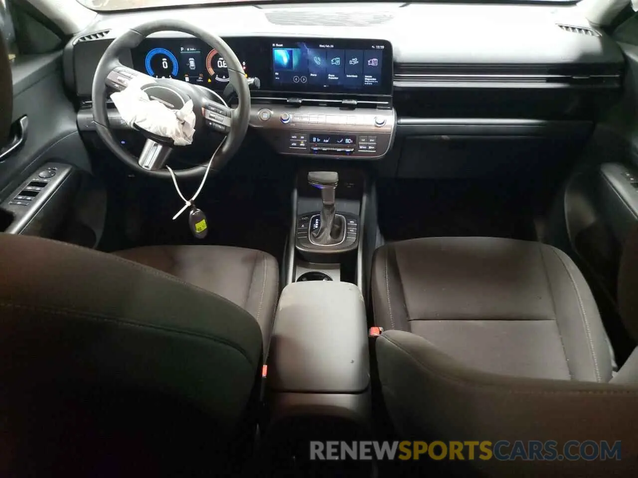 8 fotografías del automóvil dañado KM8HBCAB1SU200326 HYUNDAI KONA 2025