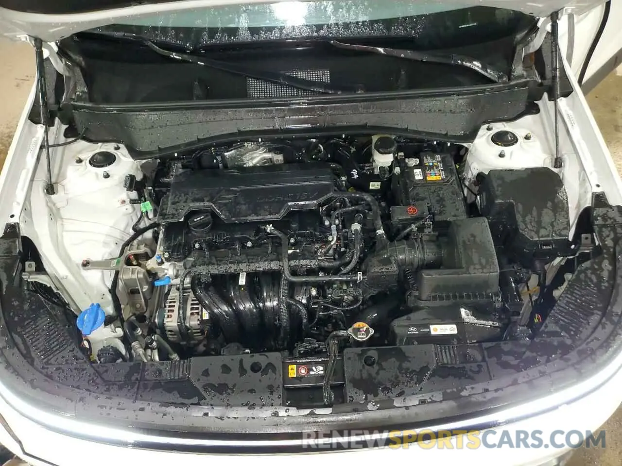 12 fotografías del automóvil dañado KM8HBCAB1SU201198 HYUNDAI KONA 2025