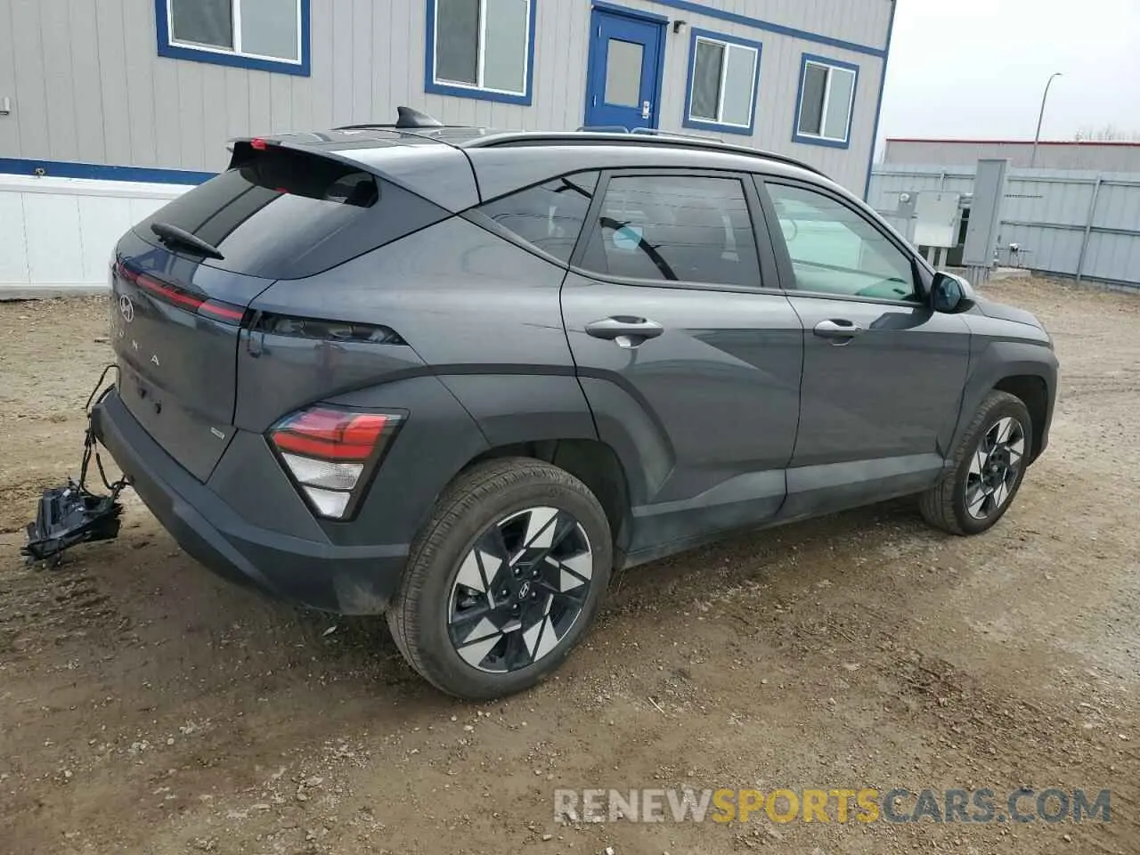 3 fotografías del automóvil dañado KM8HBCAB1SU224688 HYUNDAI KONA 2025