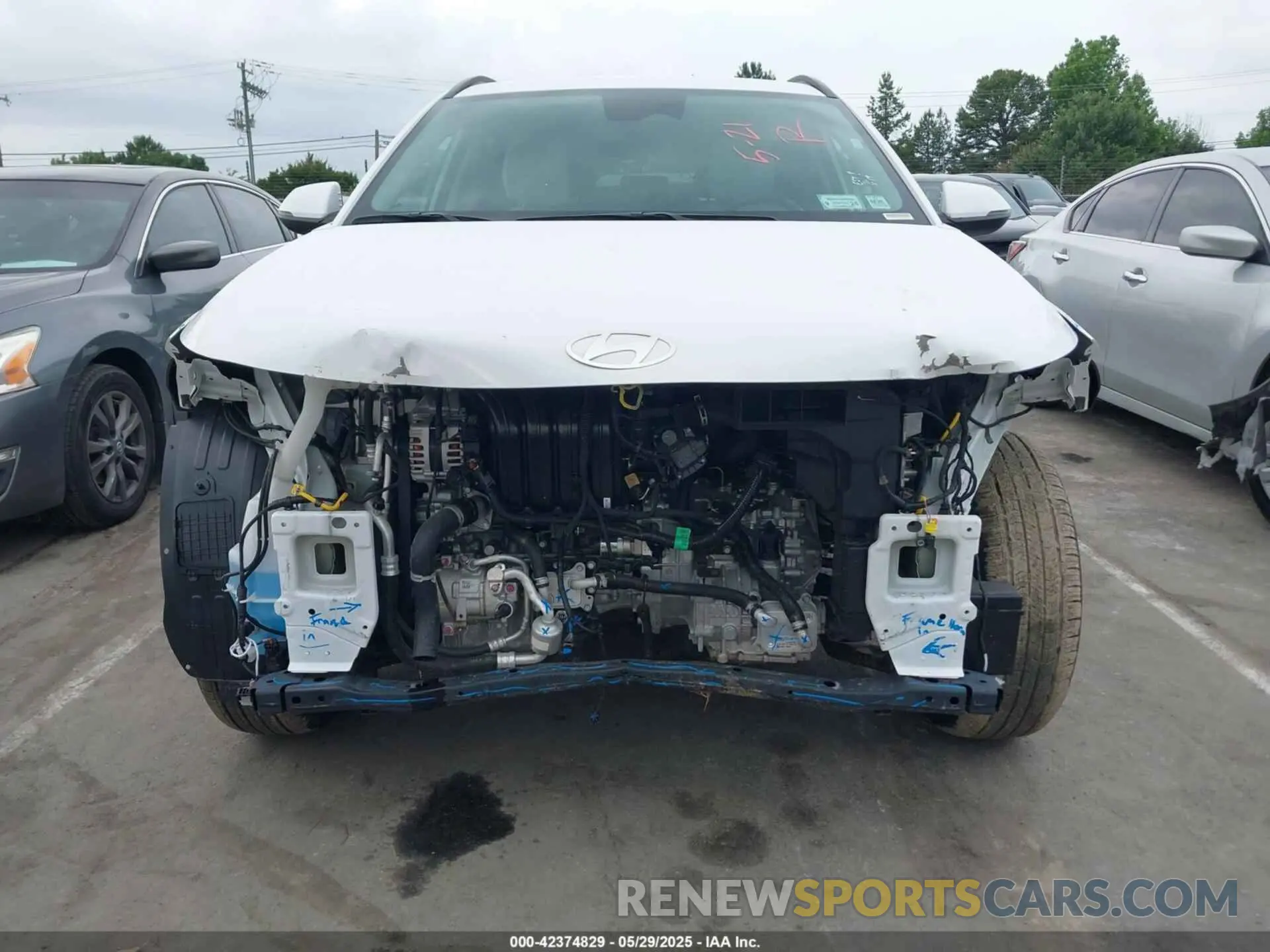 6 fotografías del automóvil dañado KM8HBCAB1SU287242 HYUNDAI KONA 2025