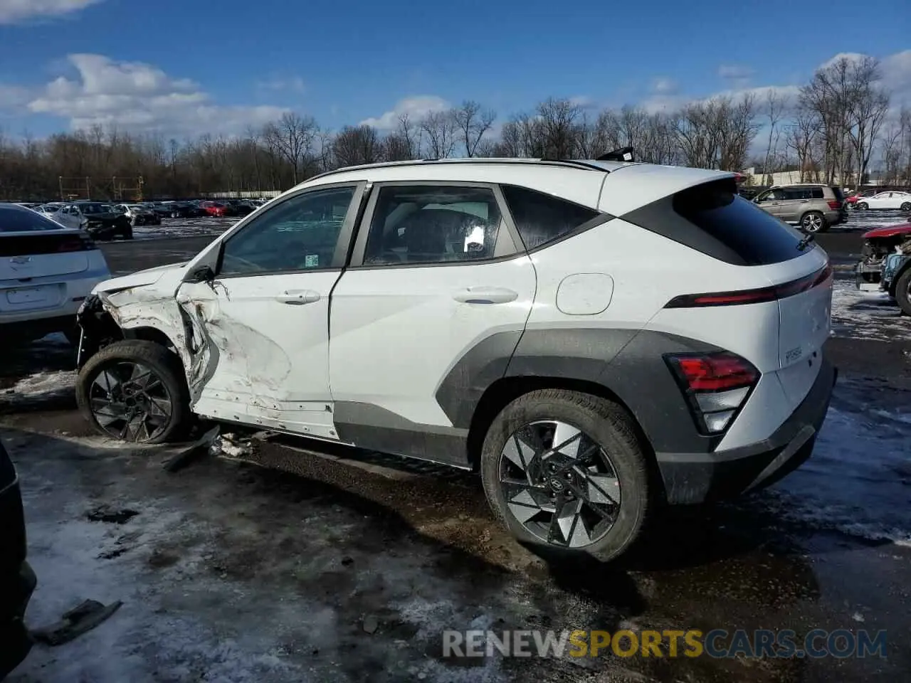 2 fotografías del automóvil dañado KM8HBCAB3SU196831 HYUNDAI KONA 2025