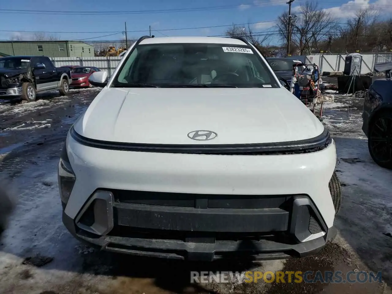 5 fotografías del automóvil dañado KM8HBCAB3SU196831 HYUNDAI KONA 2025