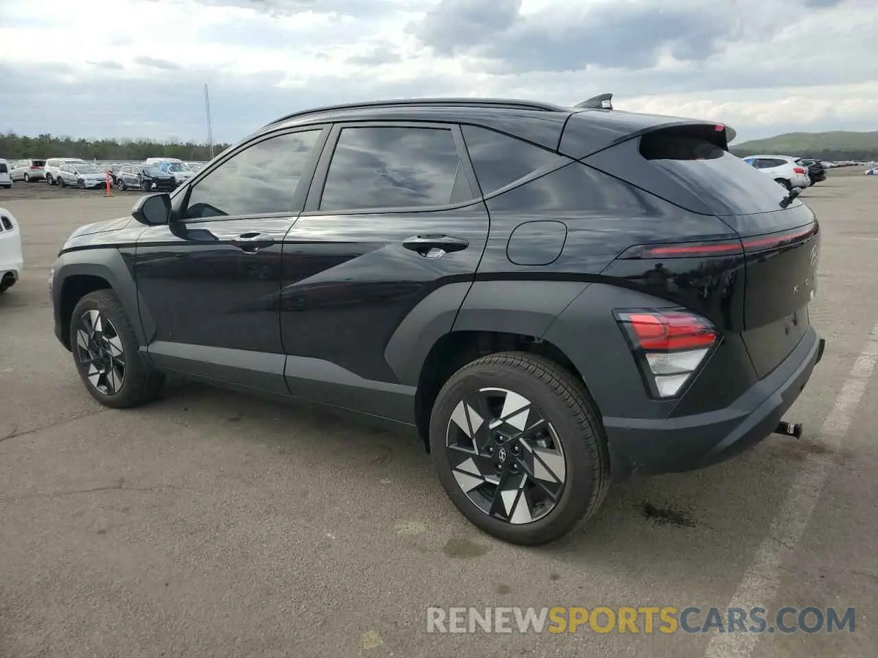 2 fotografías del automóvil dañado KM8HBCAB3SU212655 HYUNDAI KONA 2025
