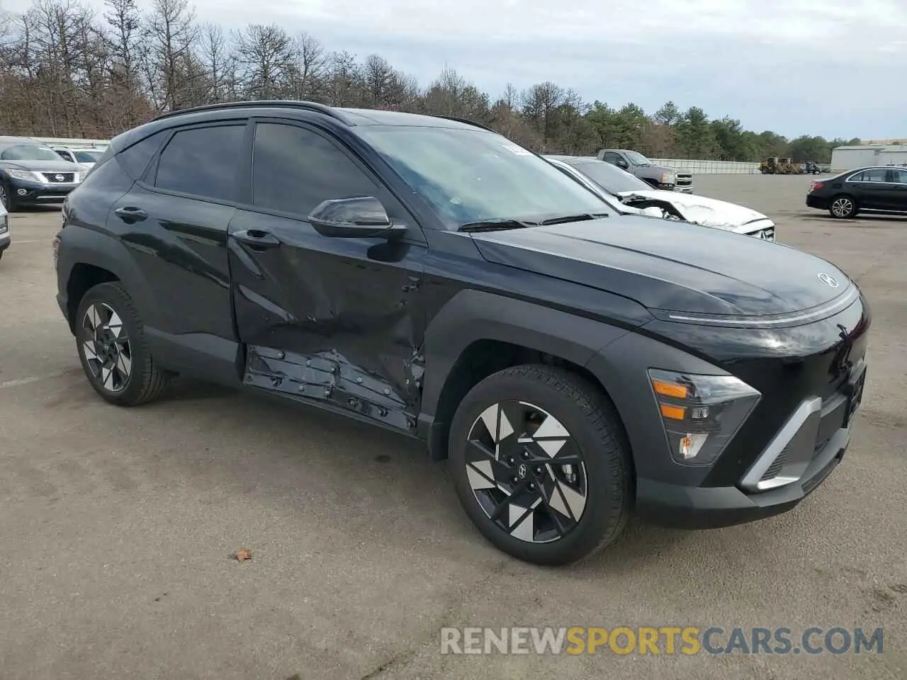 4 fotografías del automóvil dañado KM8HBCAB3SU212655 HYUNDAI KONA 2025
