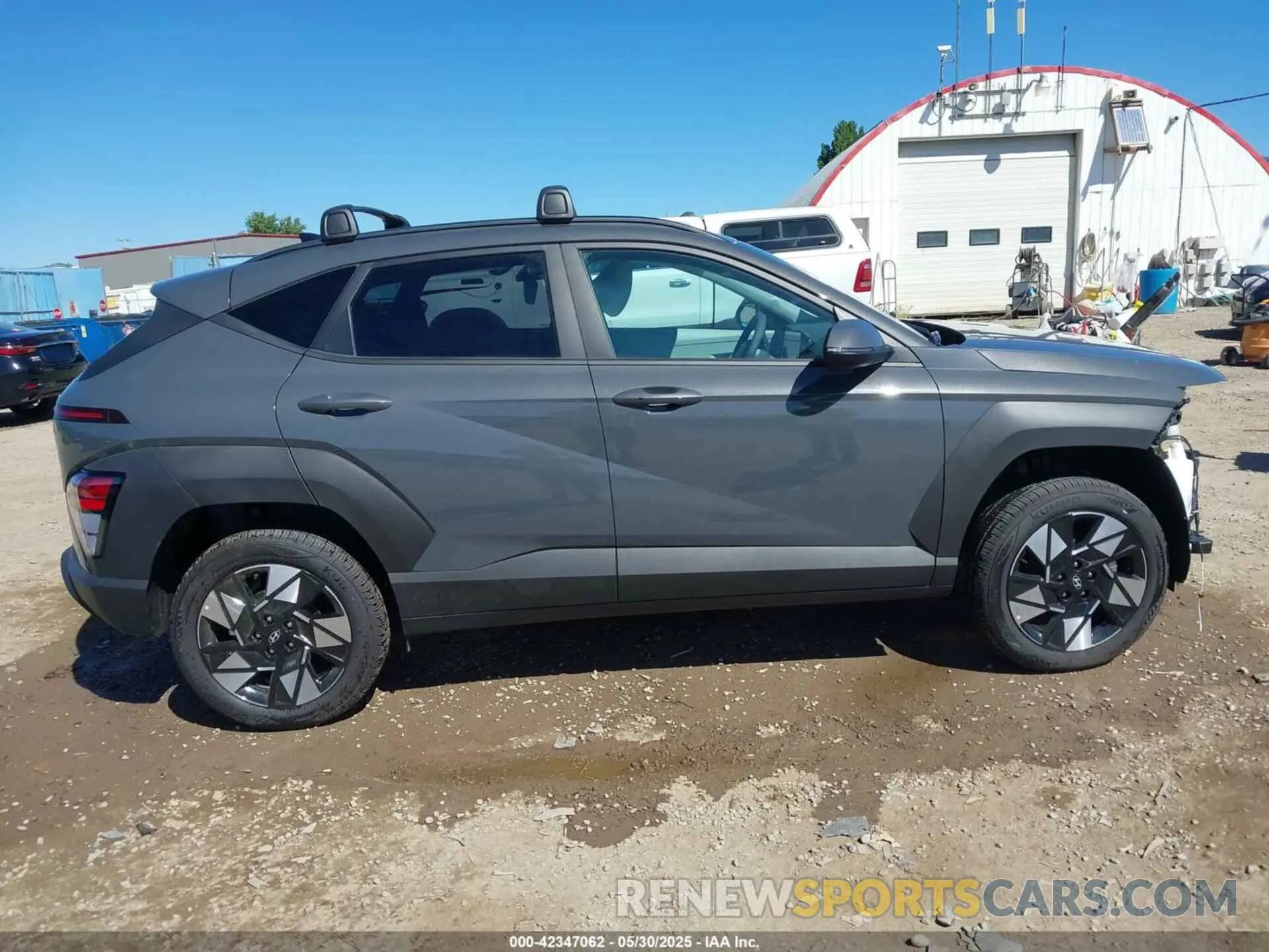 14 fotografías del automóvil dañado KM8HBCAB3SU265825 HYUNDAI KONA 2025