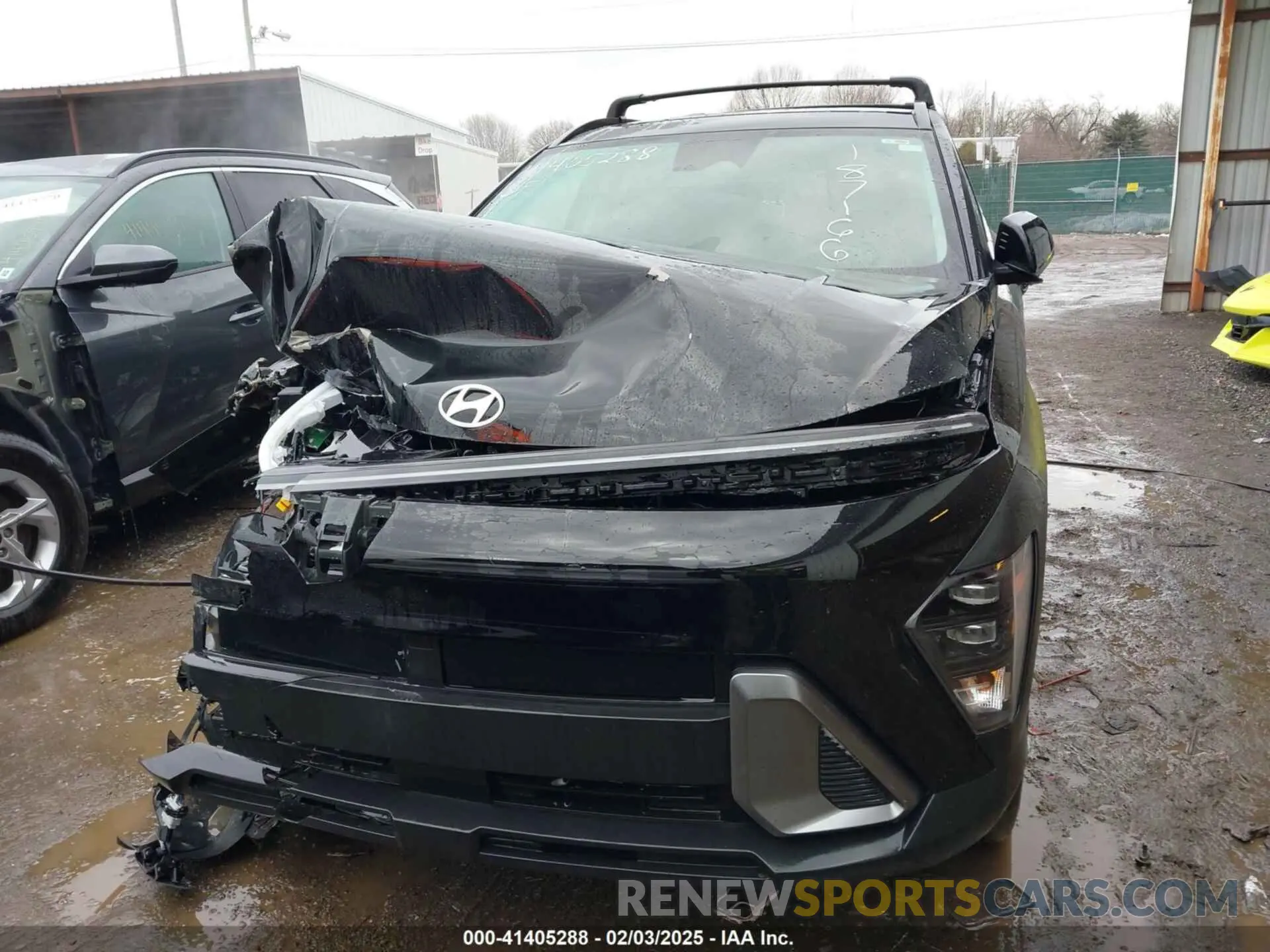 11 fotografías del automóvil dañado KM8HBCAB4SU187166 HYUNDAI KONA 2025