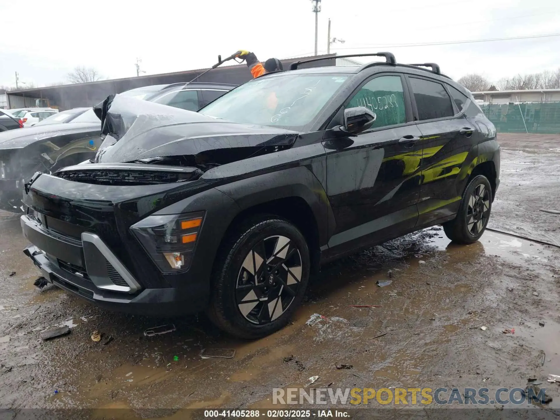 2 fotografías del automóvil dañado KM8HBCAB4SU187166 HYUNDAI KONA 2025
