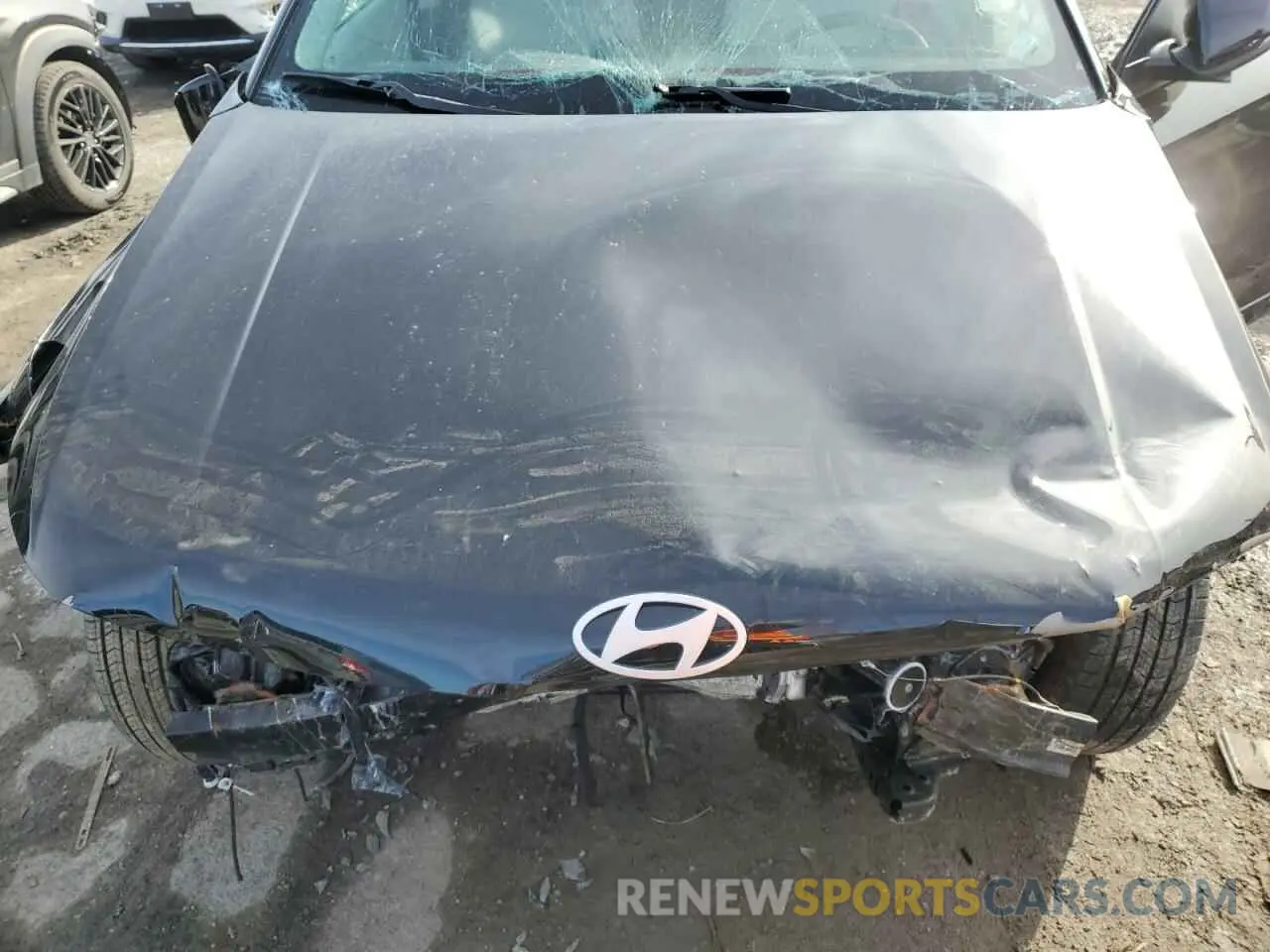 12 fotografías del automóvil dañado KM8HBCAB5SU202192 HYUNDAI KONA 2025