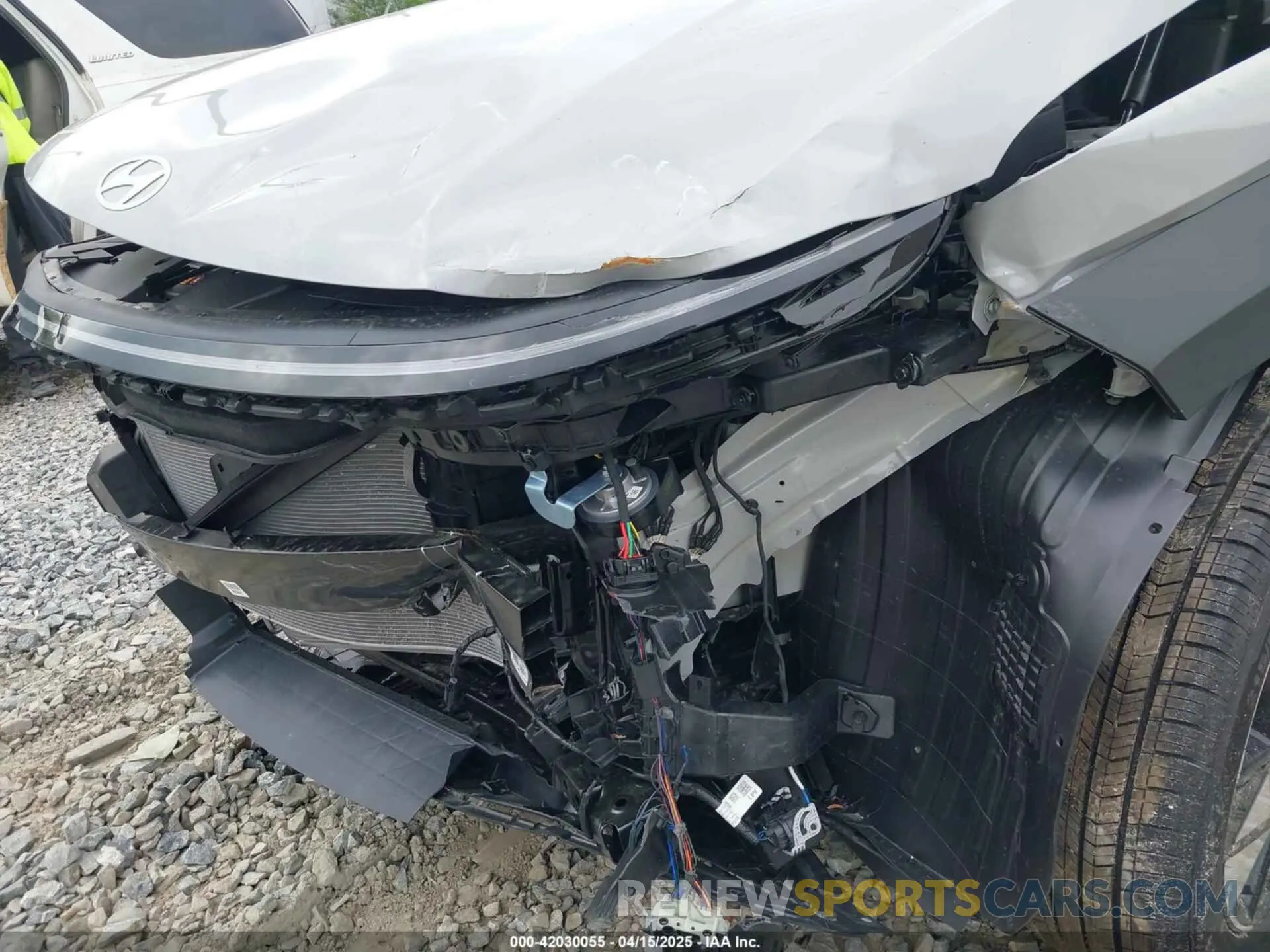 6 fotografías del automóvil dañado KM8HBCAB7SU273670 HYUNDAI KONA 2025
