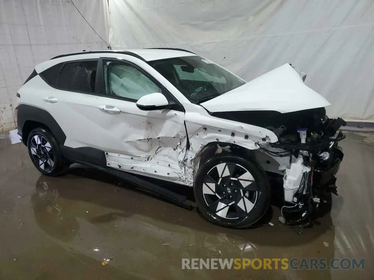 4 fotografías del automóvil dañado KM8HBCAB9SU270365 HYUNDAI KONA 2025