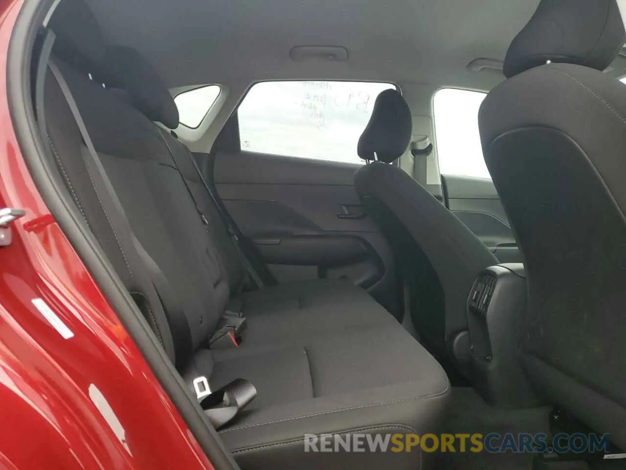 11 fotografías del automóvil dañado KM8HBCAB9SU286100 HYUNDAI KONA 2025