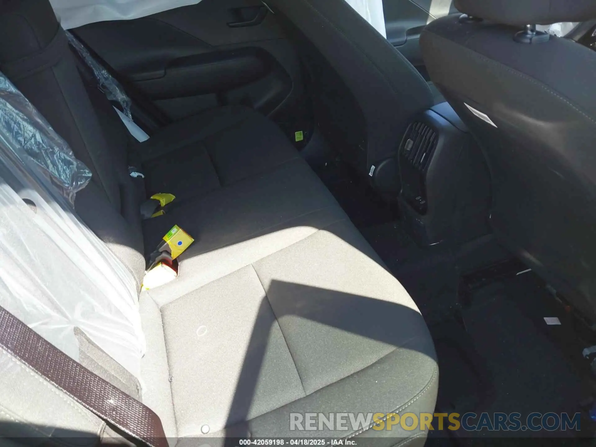 8 fotografías del automóvil dañado KM8HCCAB0SU214649 HYUNDAI KONA 2025