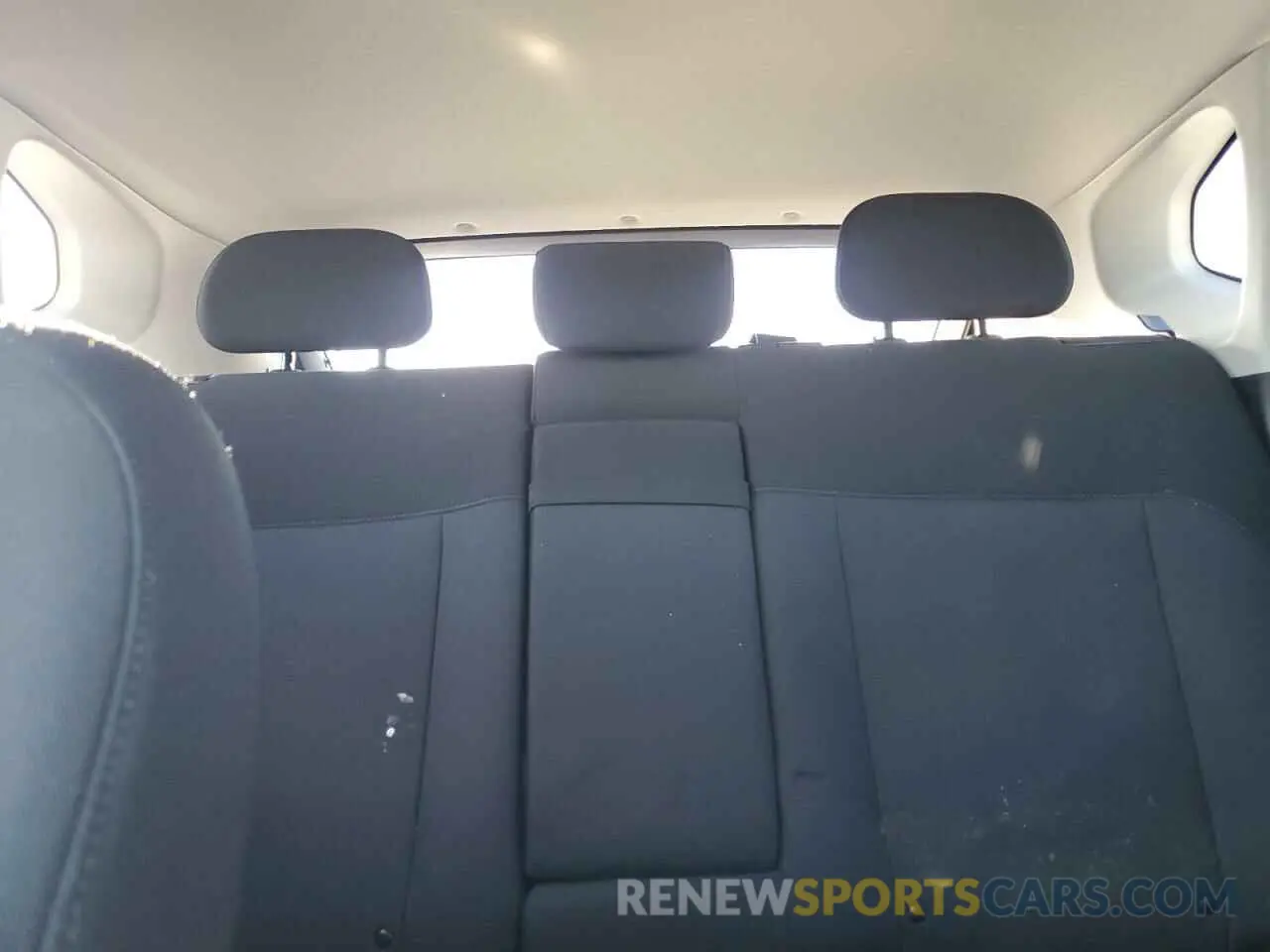 10 fotografías del automóvil dañado KM8HCCAB3SU217271 HYUNDAI KONA 2025