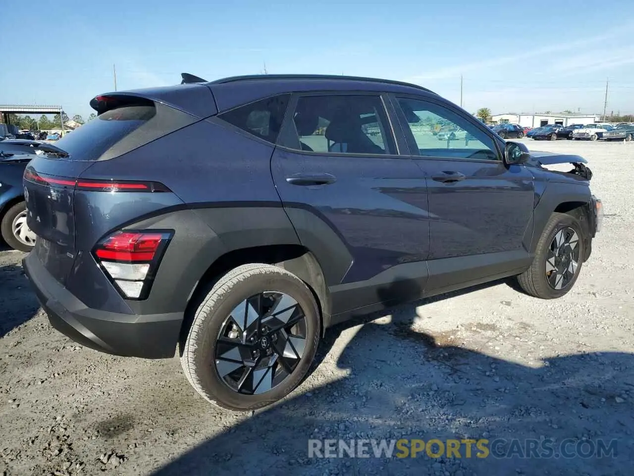 3 fotografías del automóvil dañado KM8HCCAB3SU217271 HYUNDAI KONA 2025