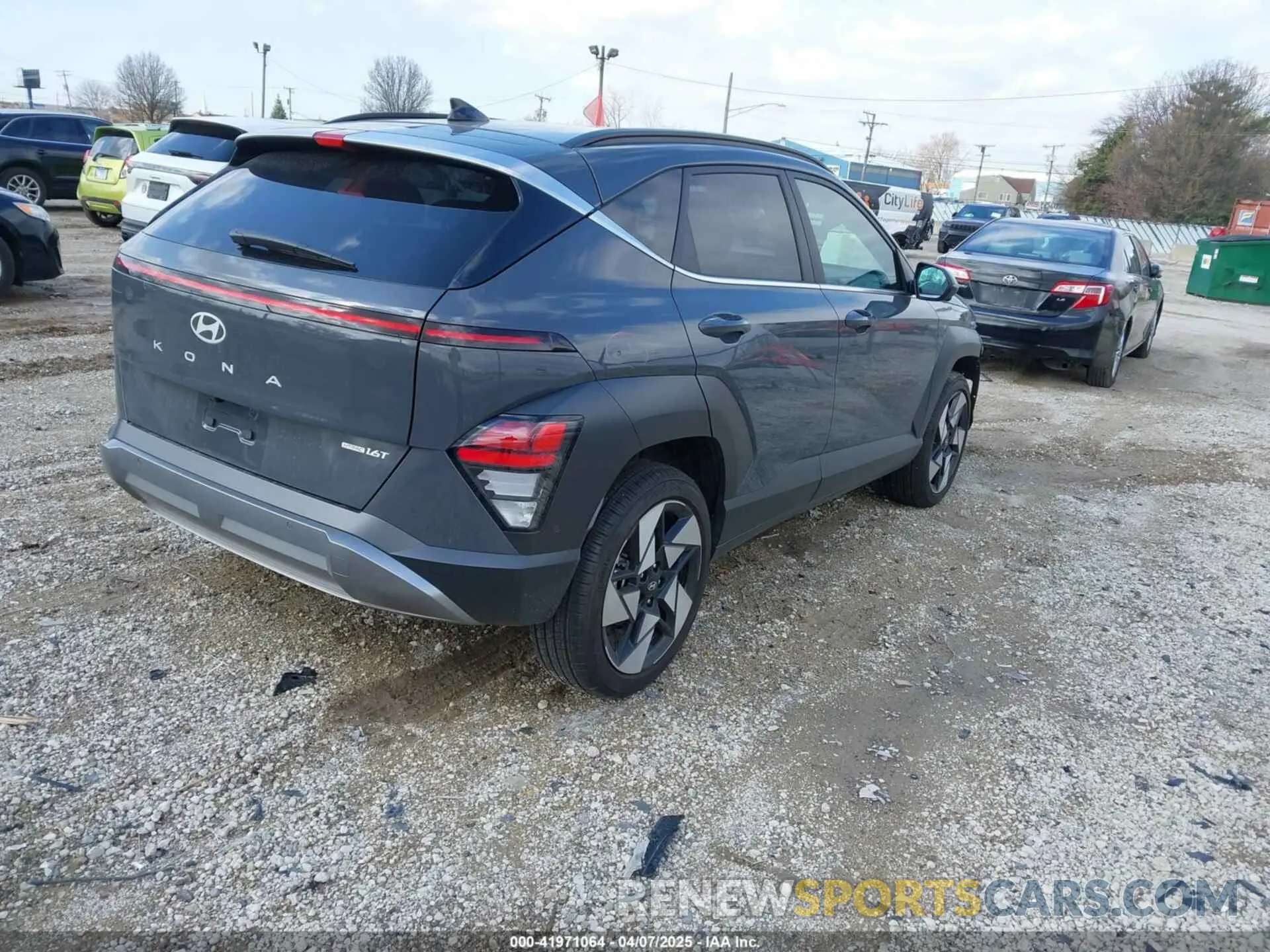 4 fotografías del automóvil dañado KM8HECA39SU190015 HYUNDAI KONA 2025