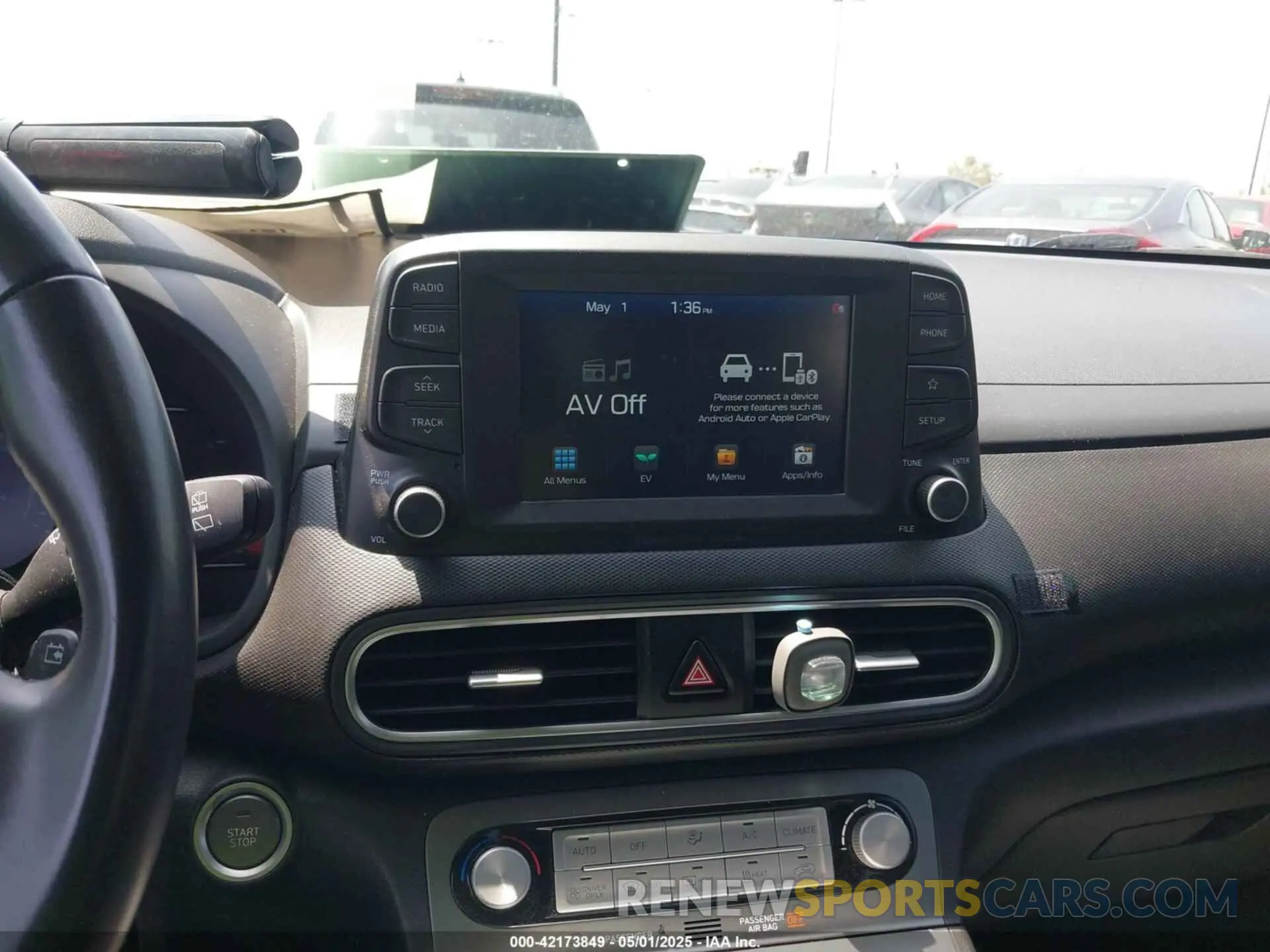 19 fotografías del automóvil dañado KM8K33AG7LU058922 HYUNDAI KONA ELECTRIC 2020