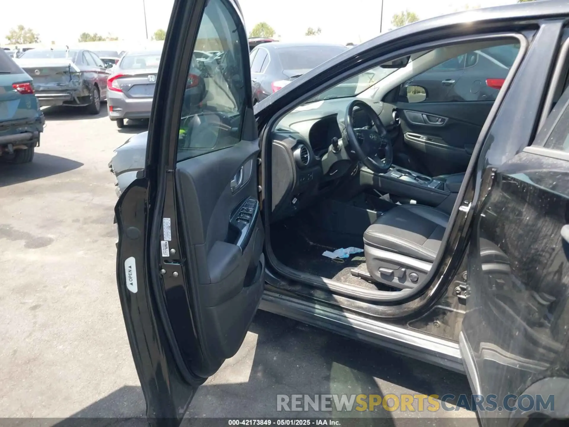 5 fotografías del automóvil dañado KM8K33AG7LU058922 HYUNDAI KONA ELECTRIC 2020