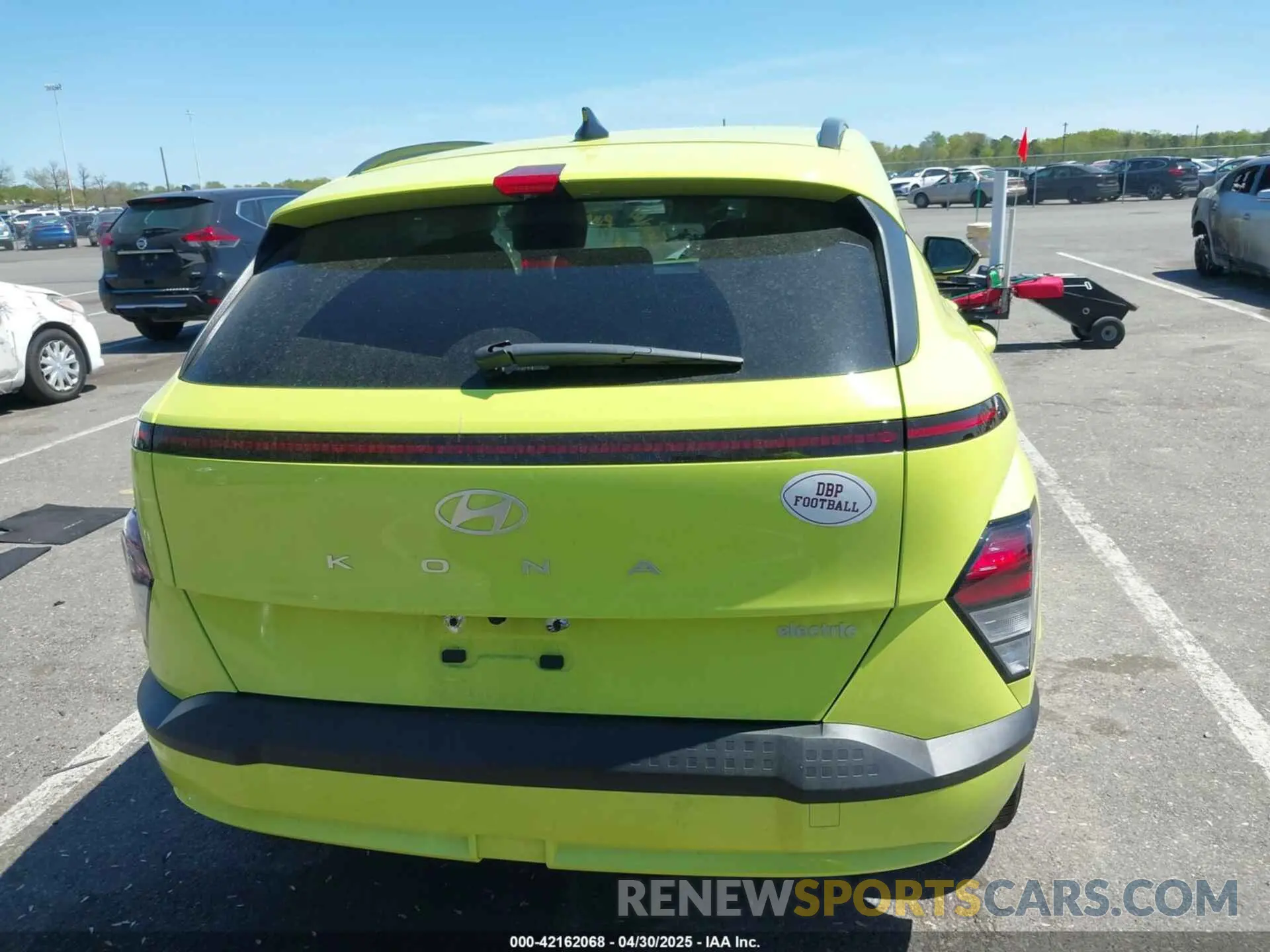 16 fotografías del automóvil dañado KM8HC3A62RU007368 HYUNDAI KONA ELECTRIC 2024