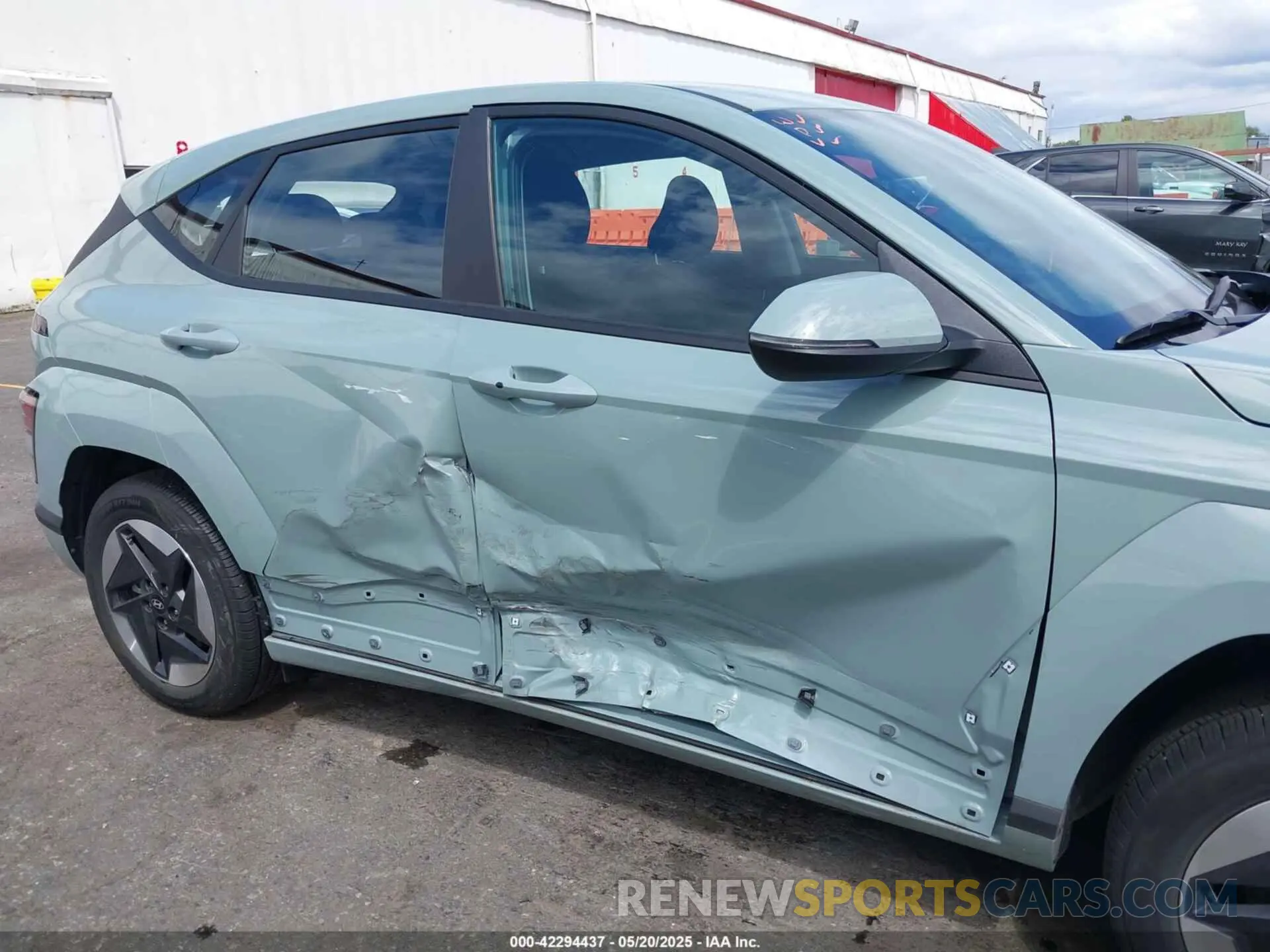 6 fotografías del automóvil dañado KM8HB3A77SU018500 HYUNDAI KONA ELECTRIC 2025