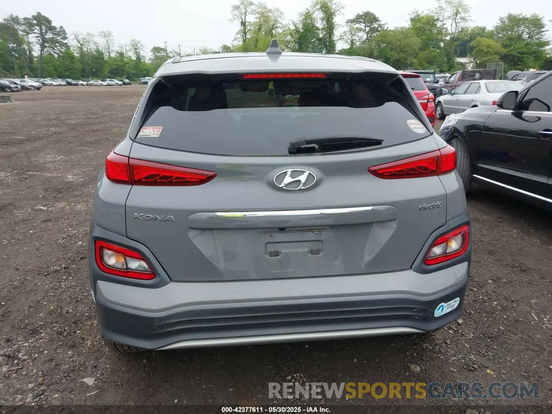 16 fotografías del automóvil dañado KM8K33AG3KU030355 HYUNDAI KONA EV 2019