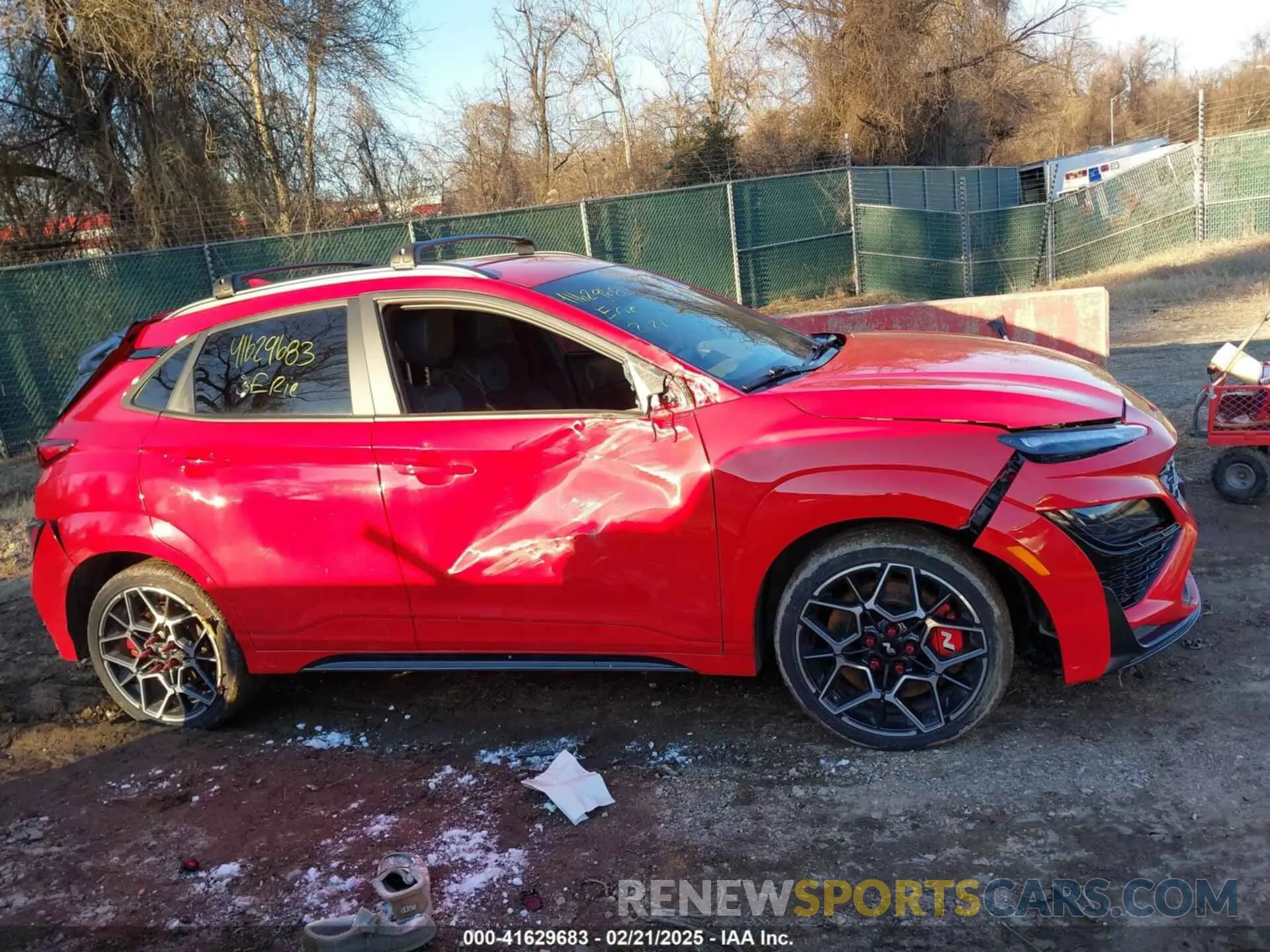 13 fotografías del automóvil dañado KM8KH3ACXPU010173 HYUNDAI KONA N 2023