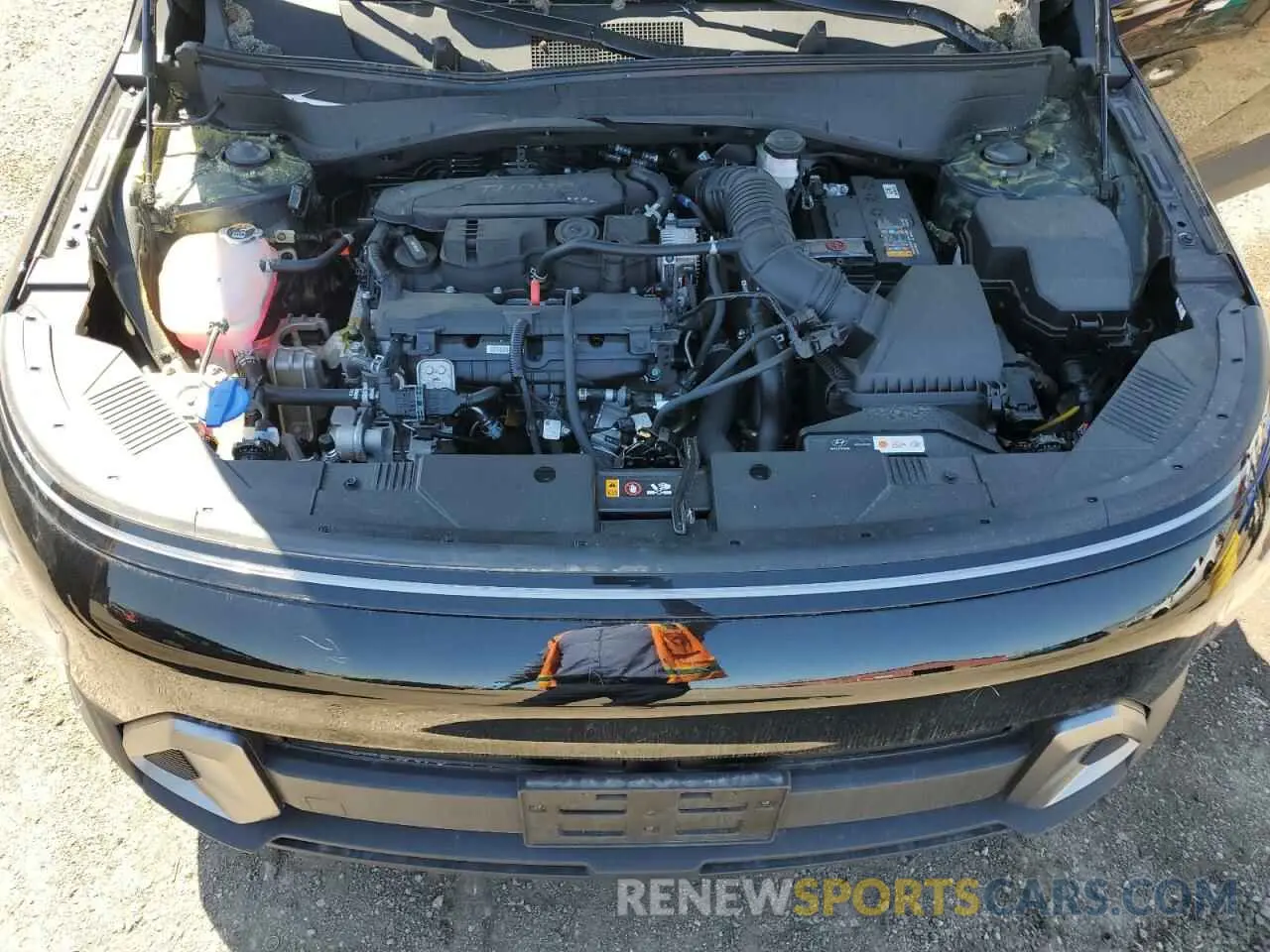 12 fotografías del automóvil dañado KM8HDCA38SU216543 HYUNDAI KONA PREFE 2025