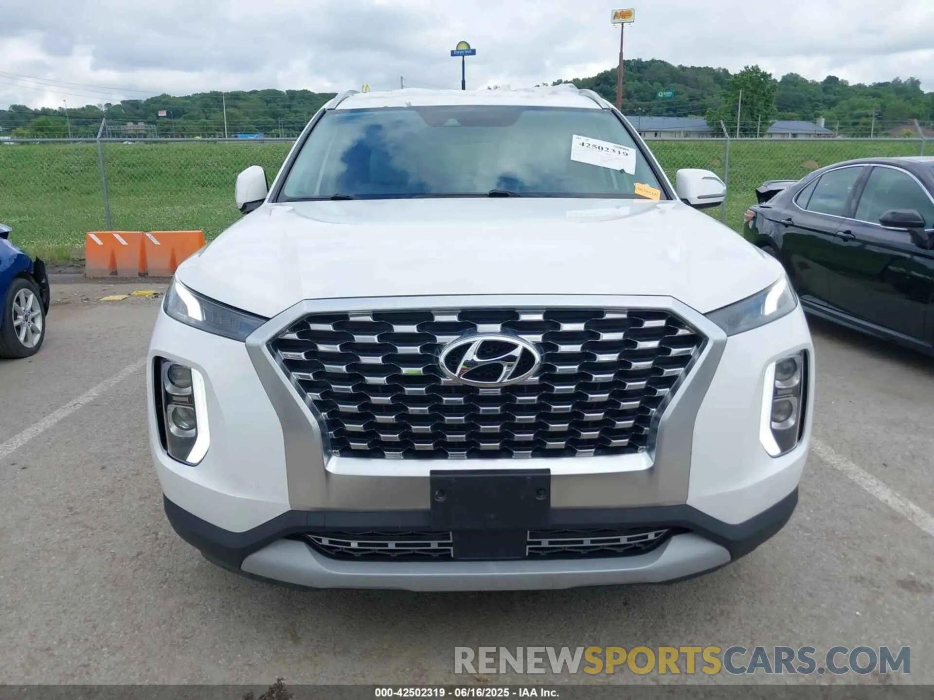 12 fotografías del automóvil dañado KM8R24HE5LU113878 HYUNDAI PALISADE 2020