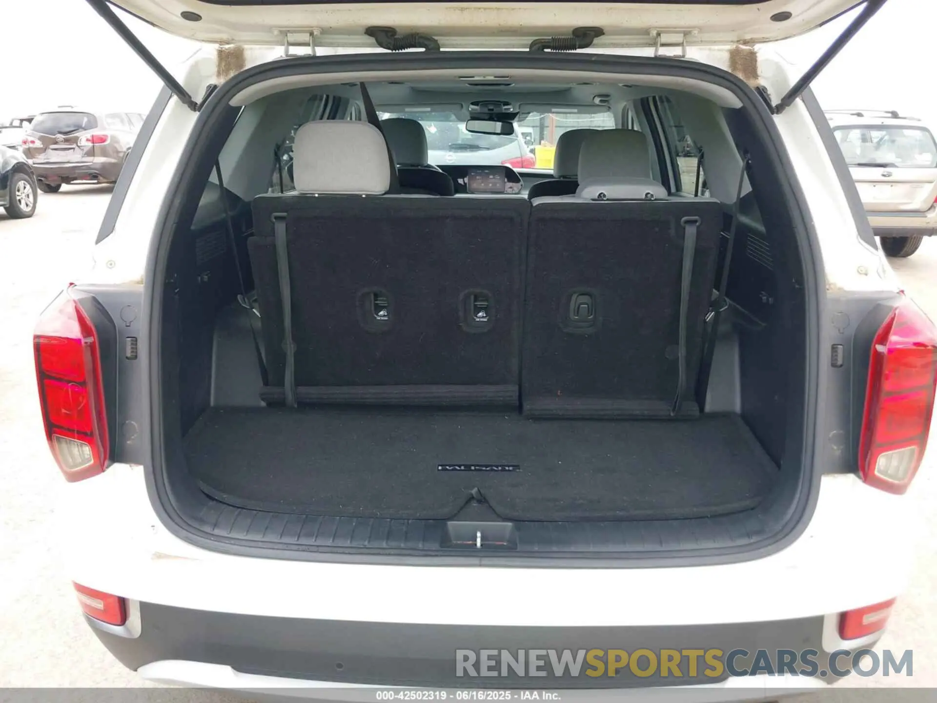 17 fotografías del automóvil dañado KM8R24HE5LU113878 HYUNDAI PALISADE 2020