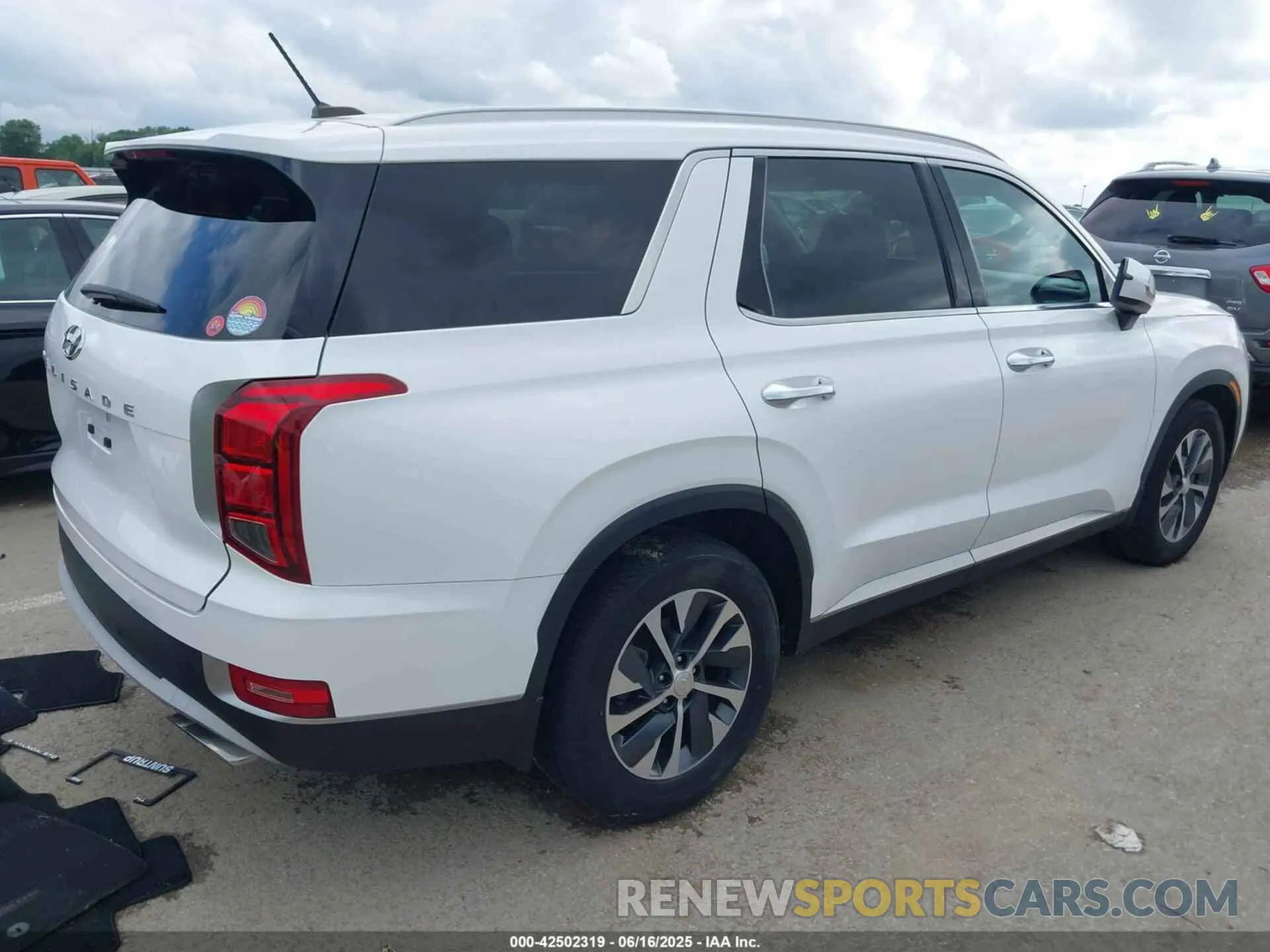 4 fotografías del automóvil dañado KM8R24HE5LU113878 HYUNDAI PALISADE 2020