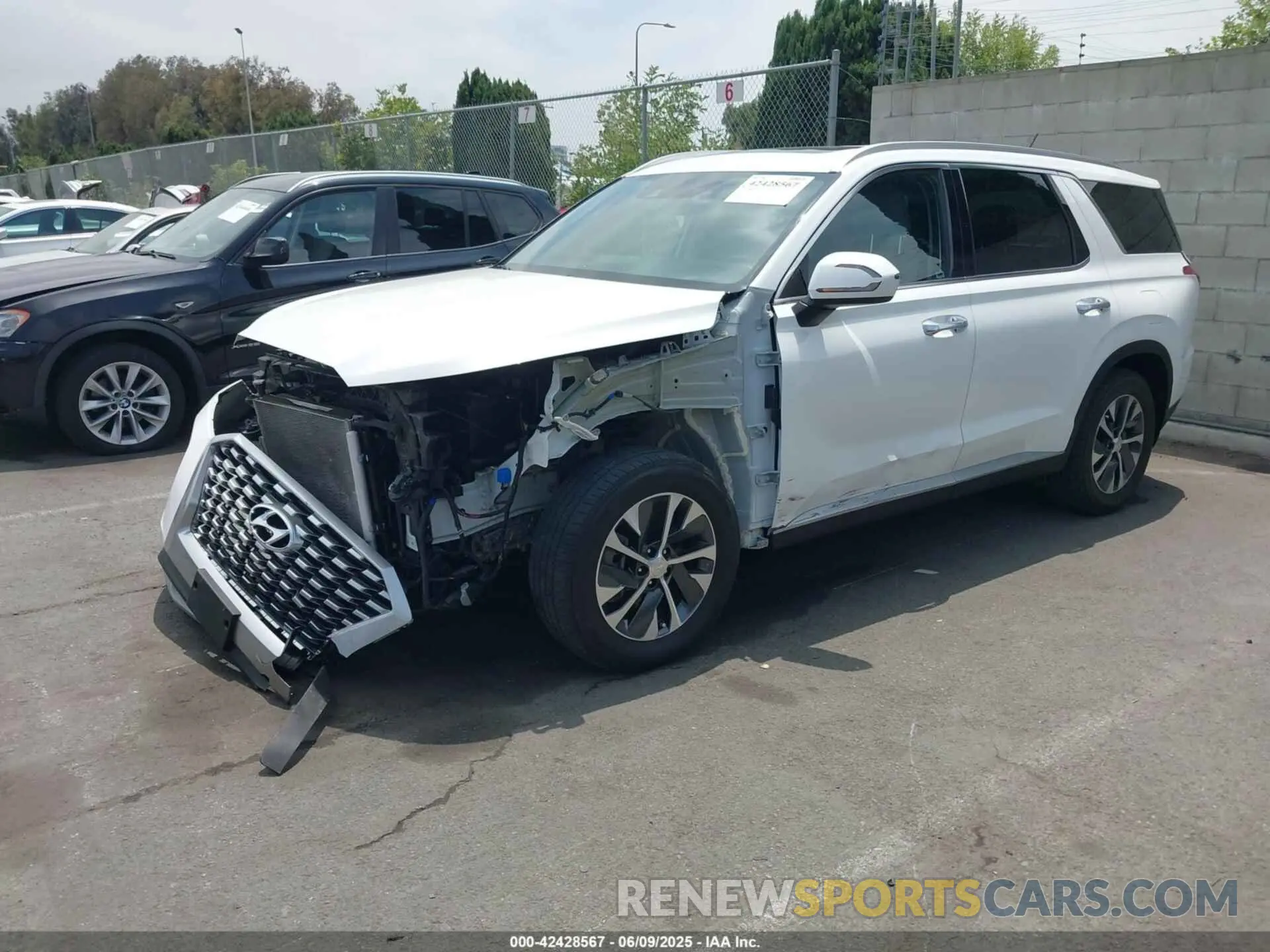 2 fotografías del automóvil dañado KM8R24HE0MU318235 HYUNDAI PALISADE 2021