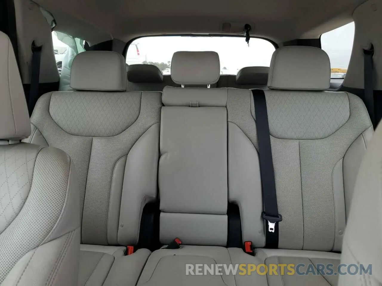 10 fotografías del automóvil dañado KM8R44HE0MU287451 HYUNDAI PALISADE 2021