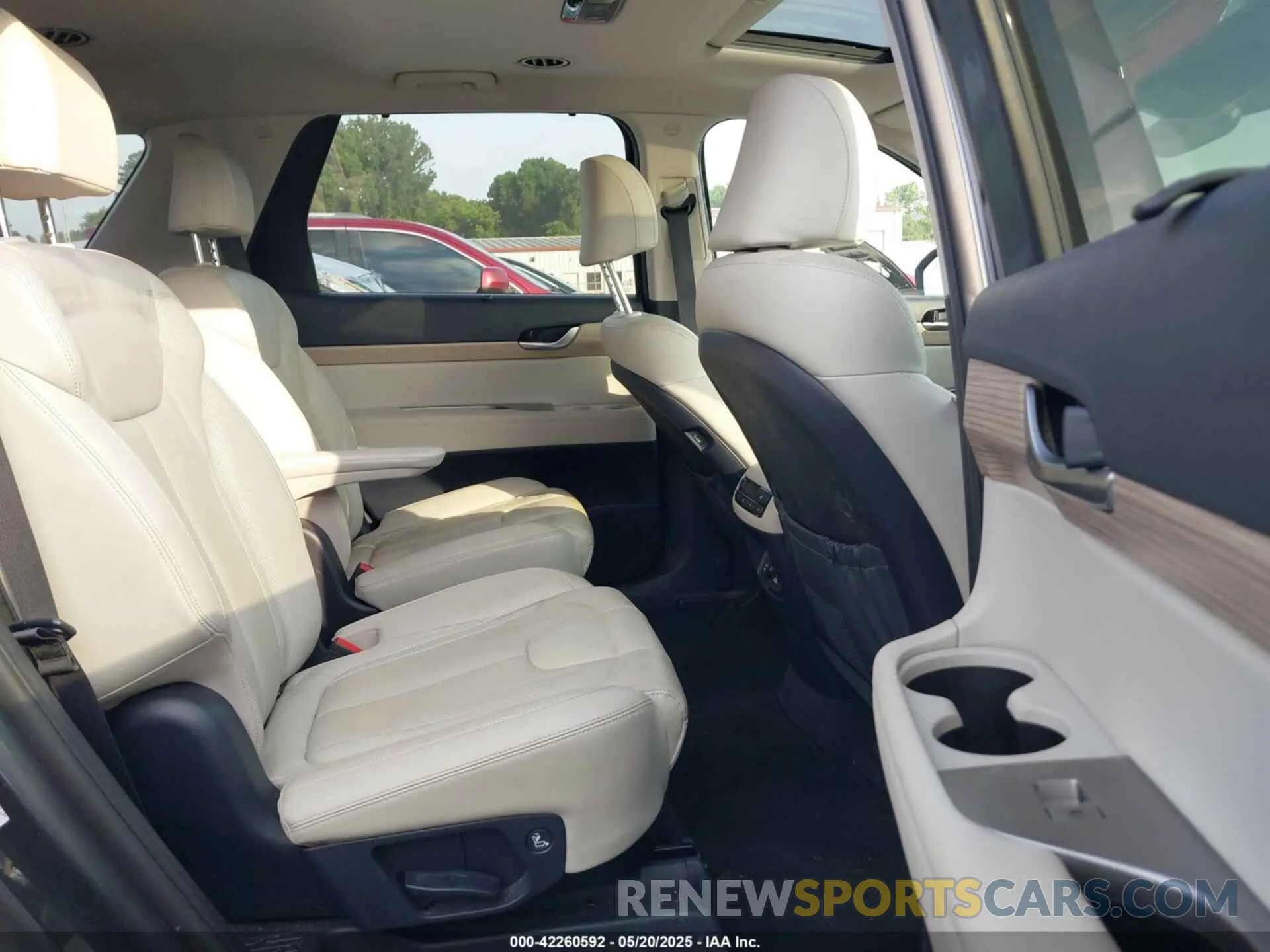 8 fotografías del automóvil dañado KM8R44HE5MU238309 HYUNDAI PALISADE 2021